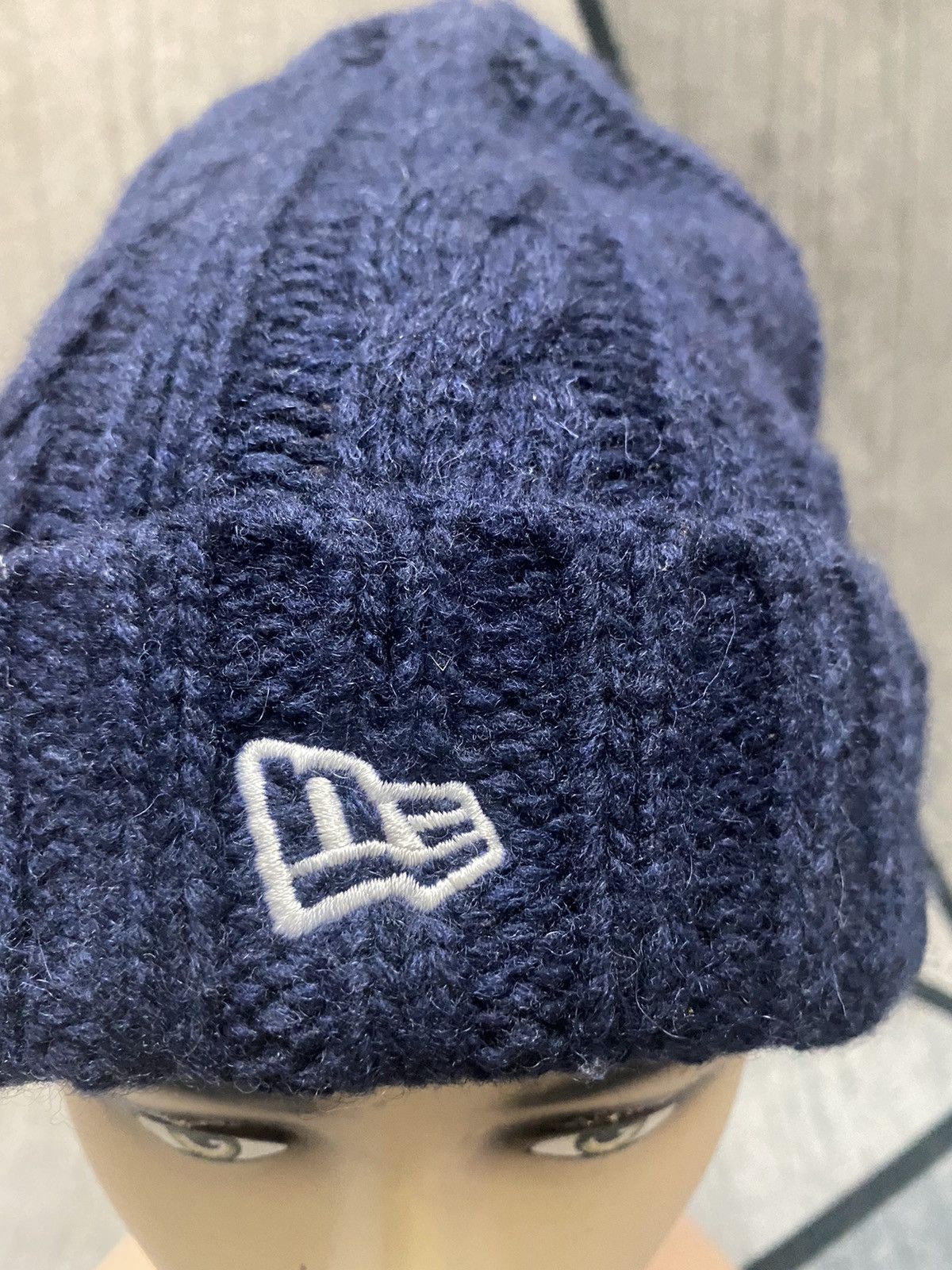 New Era New Era Knitted Small embroidered Logo Beanie Hat Size ONE SIZE - 2 Thumbnail