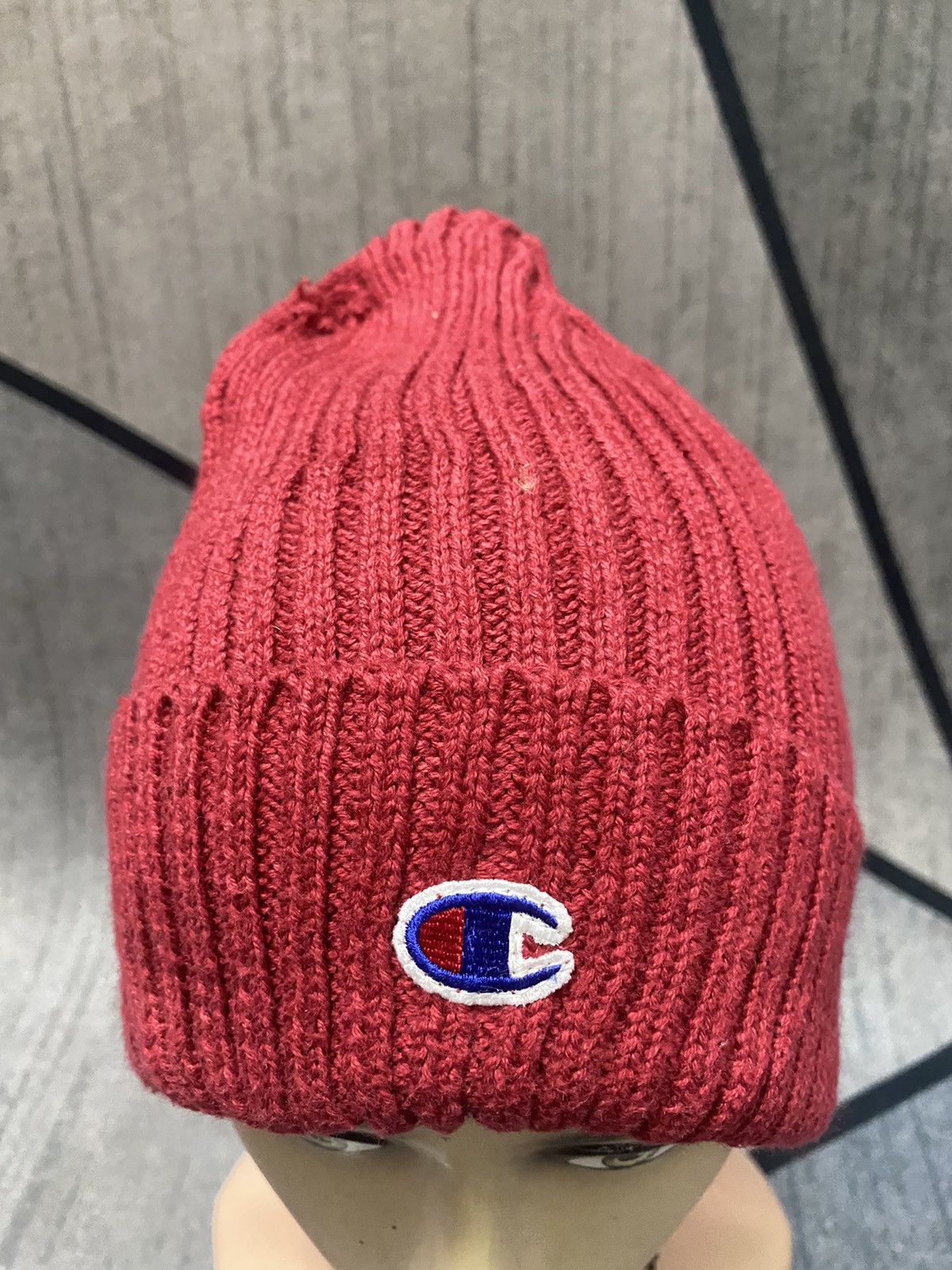 Champion Champion Small Logo Embroidered Beanie Hat Size ONE SIZE - 2 Thumbnail