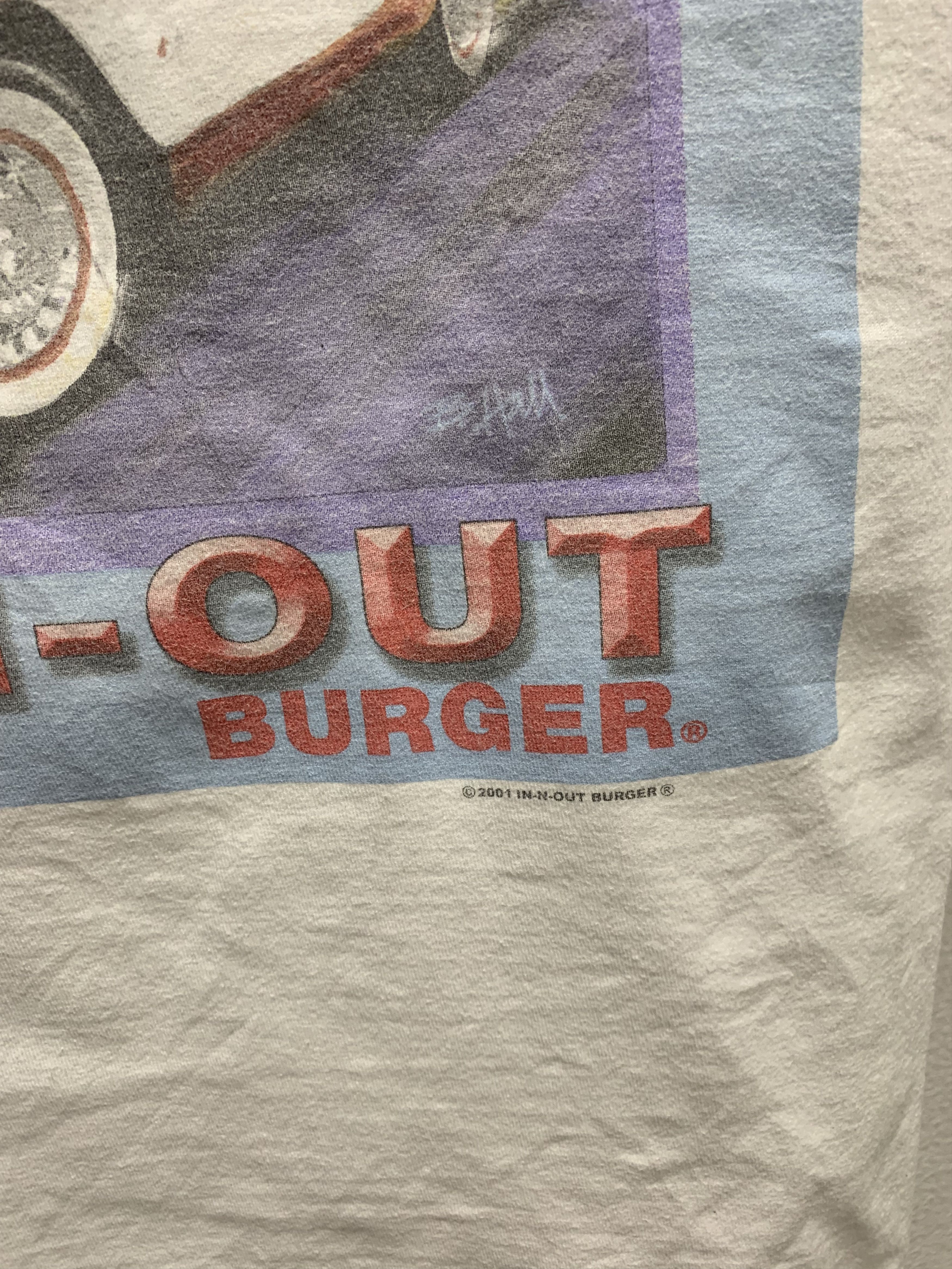 Vintage In N Out vintage burger 2001 t-shirt M size Size US M / EU 48-50 / 2 - 6 Thumbnail