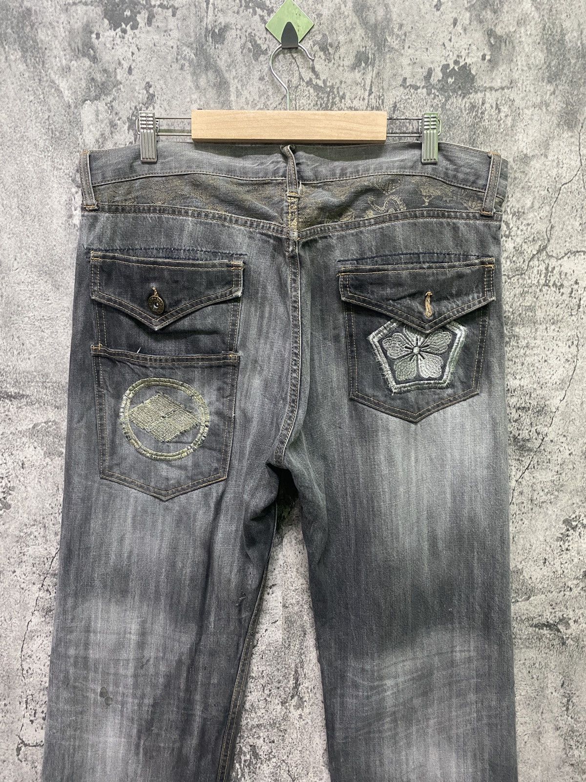 Art Comes First × Japanese Brand × Other JapanBrand Multipocket Embroidered Floral Motif Design Pant Size US 36 / EU 52 - 10 Thumbnail