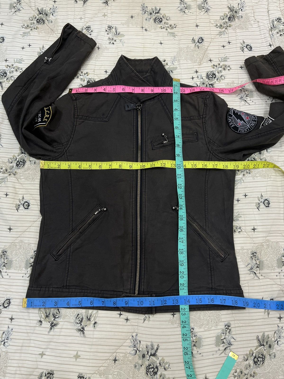 Seditionaries (Fff)🔥🔥ARCHIVE VINTAGE BLUE CROSS SKULL HYPEBEAST JACKET Size US S / EU 44-46 / 1 - 15 Thumbnail