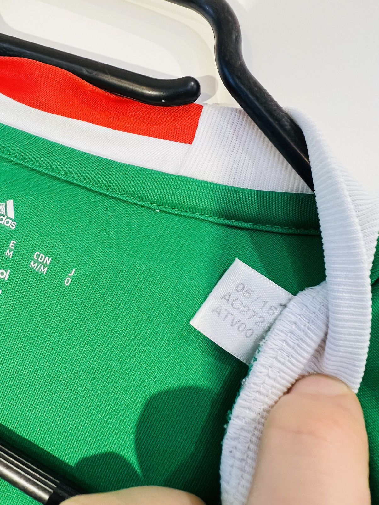 Adidas Mexico jersey Chichiarito jersey soccer retro mexico Size US M / EU 48-50 / 2 - 11 Thumbnail