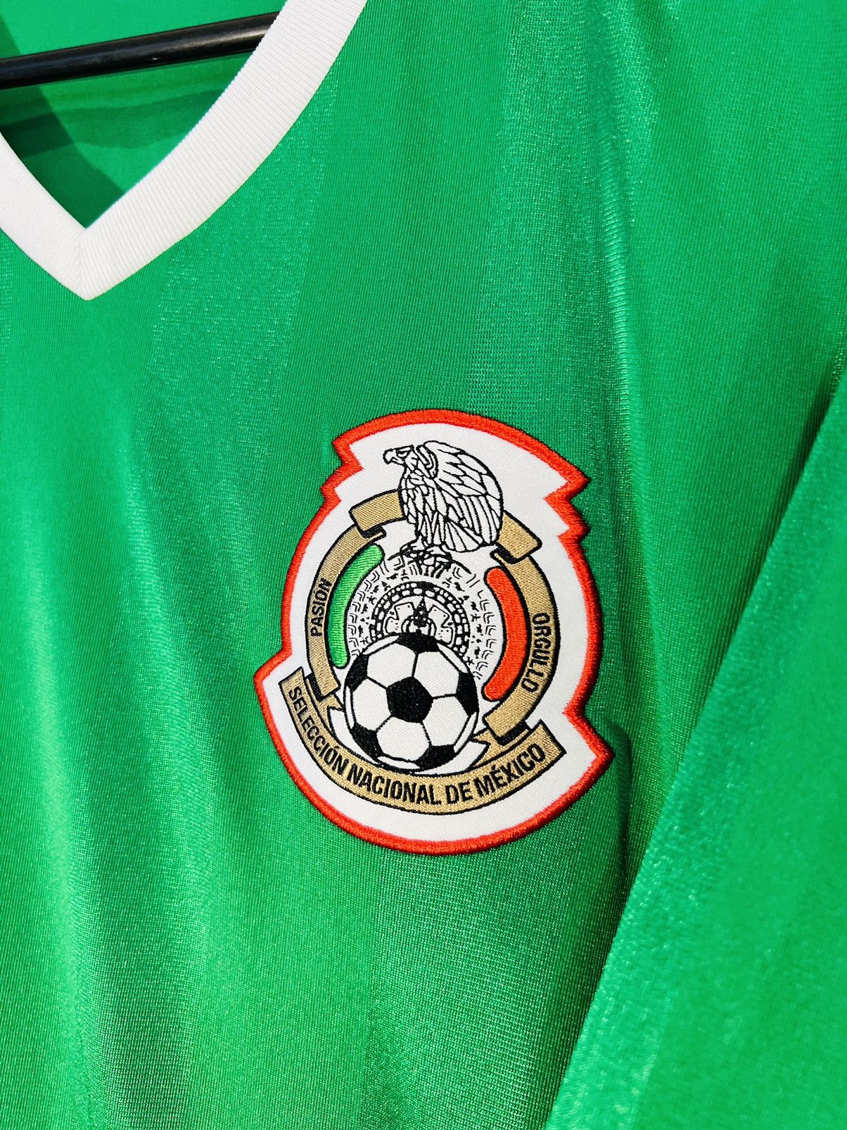 Adidas Mexico jersey Chichiarito jersey soccer retro mexico Size US M / EU 48-50 / 2 - 8 Thumbnail