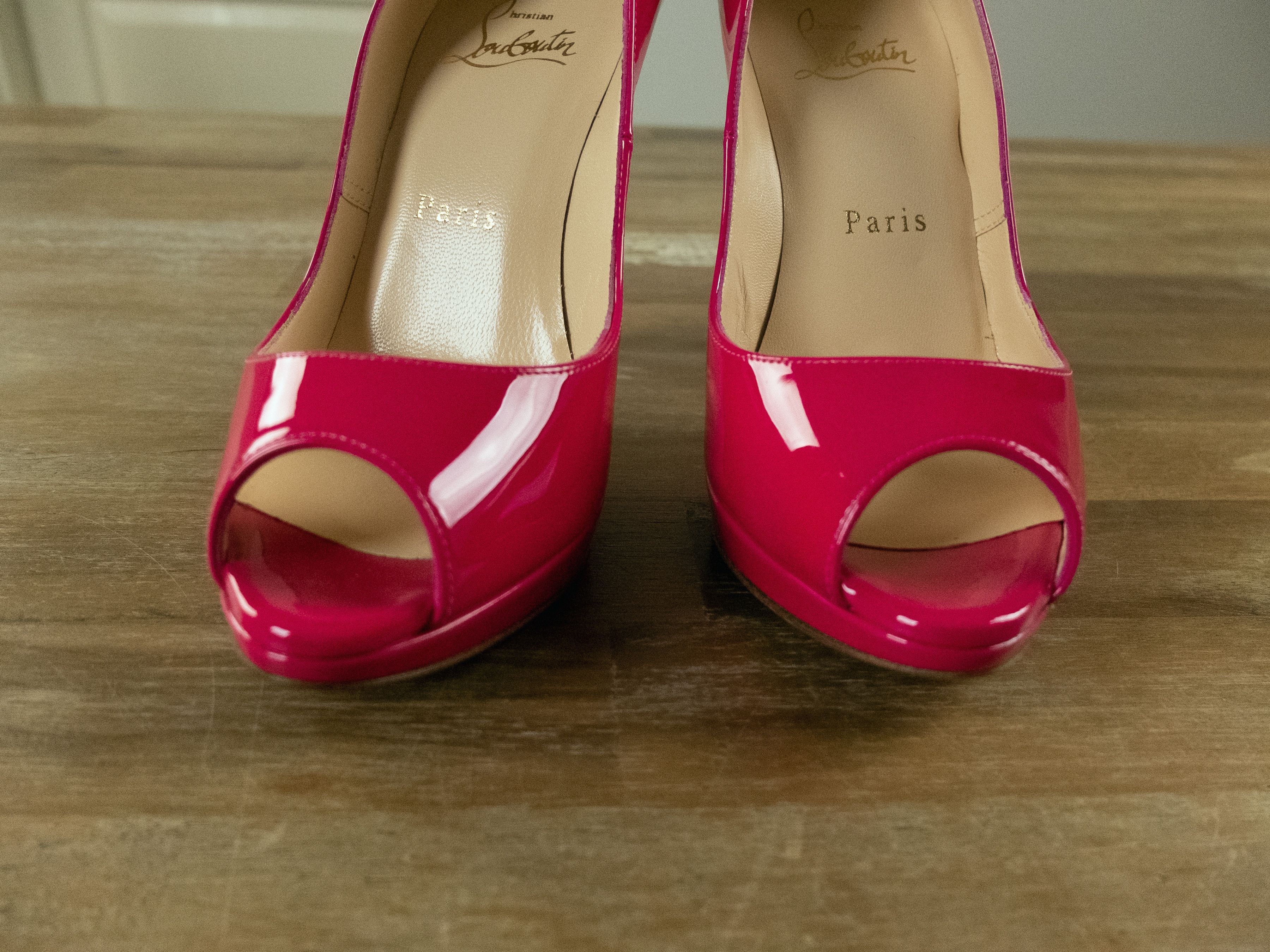 Christian Louboutin CHRISTIAN LOUBOUTIN Yolanda hot pink patent leather pumps Size US 6.5 / IT 36.5 - 3 Thumbnail