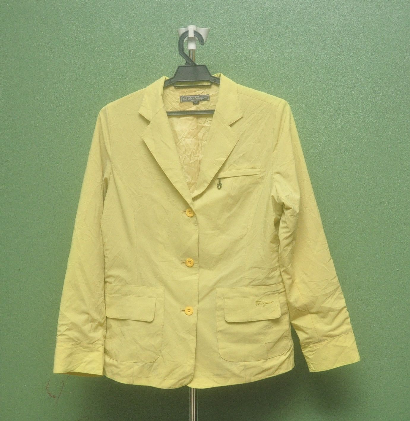 Designer × Salvatore Ferragamo Vintage Salvatore Ferragamo Italian Designer Fashion Style Size M / US 6-8 / IT 42-44 - 1 Thumbnail