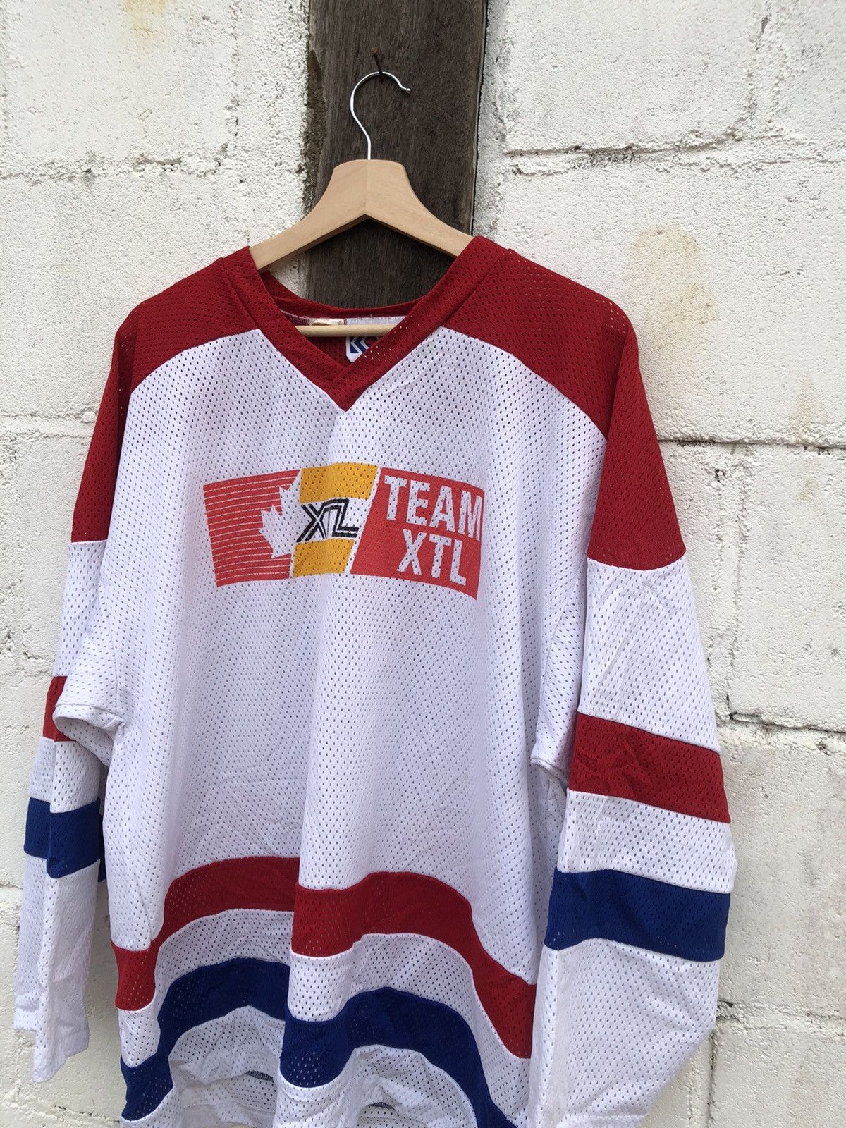 Other Cyber Week🔥Vintage Jersey NHL Kobe XTL Team Canada Size US L / EU 52-54 / 3 - 4 Thumbnail