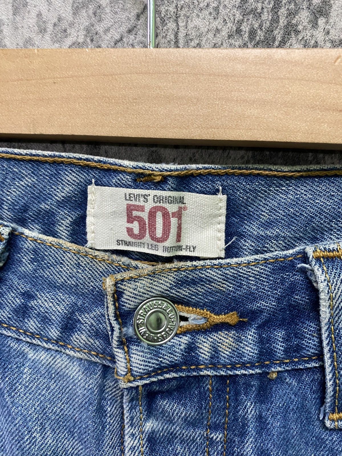 Disney × Levi's × Vintage Vintage LEVIS 501 Distressed Ripped Denim -L76 Size US 32 / EU 48 - 11 Thumbnail