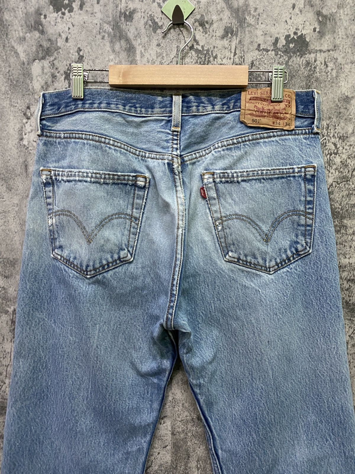 Disney × Levi's × Vintage Vintage LEVIS 501 Distressed Ripped Denim -L76 Size US 32 / EU 48 - 13 Thumbnail