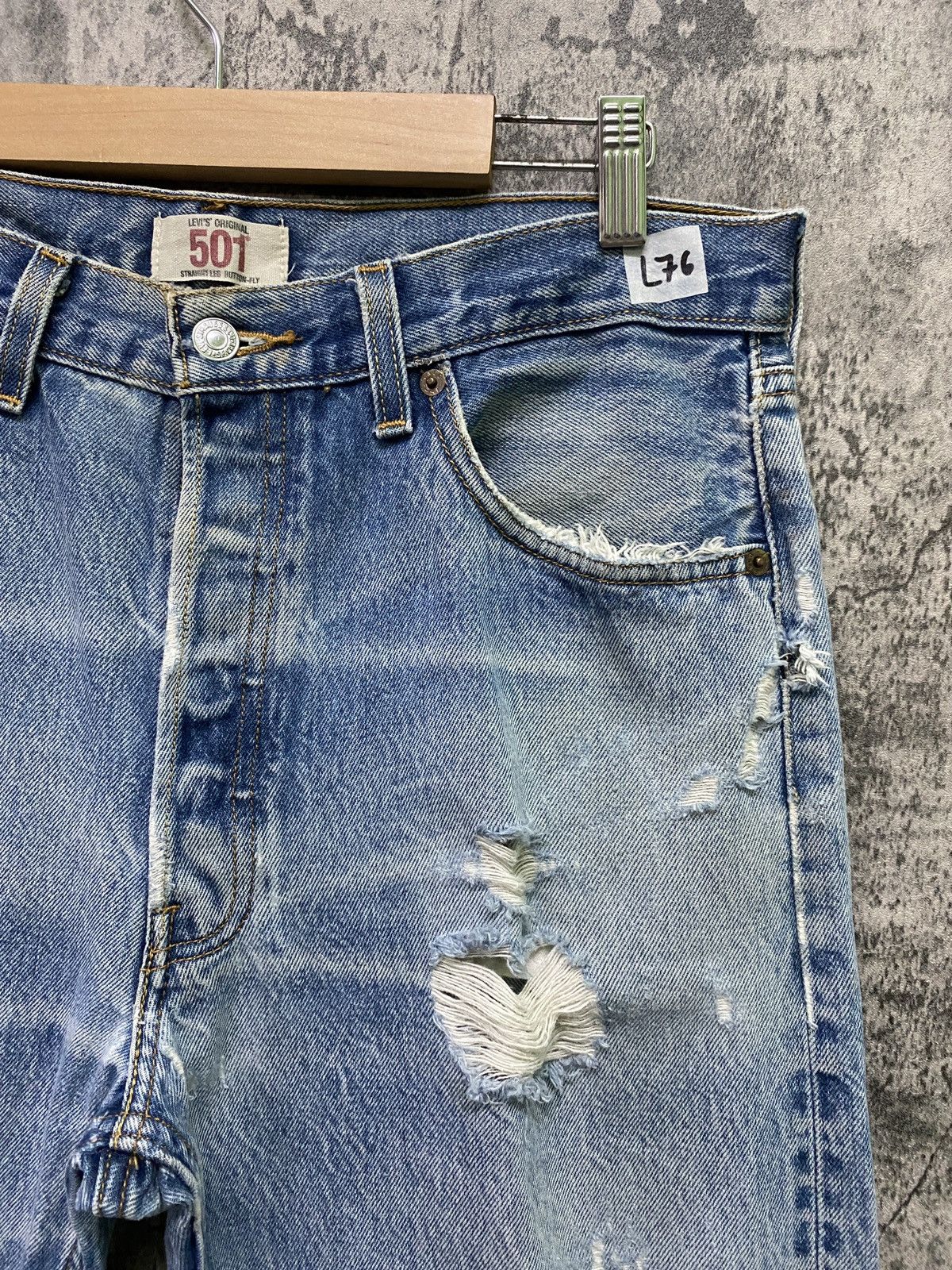 Disney × Levi's × Vintage Vintage LEVIS 501 Distressed Ripped Denim -L76 Size US 32 / EU 48 - 8 Thumbnail