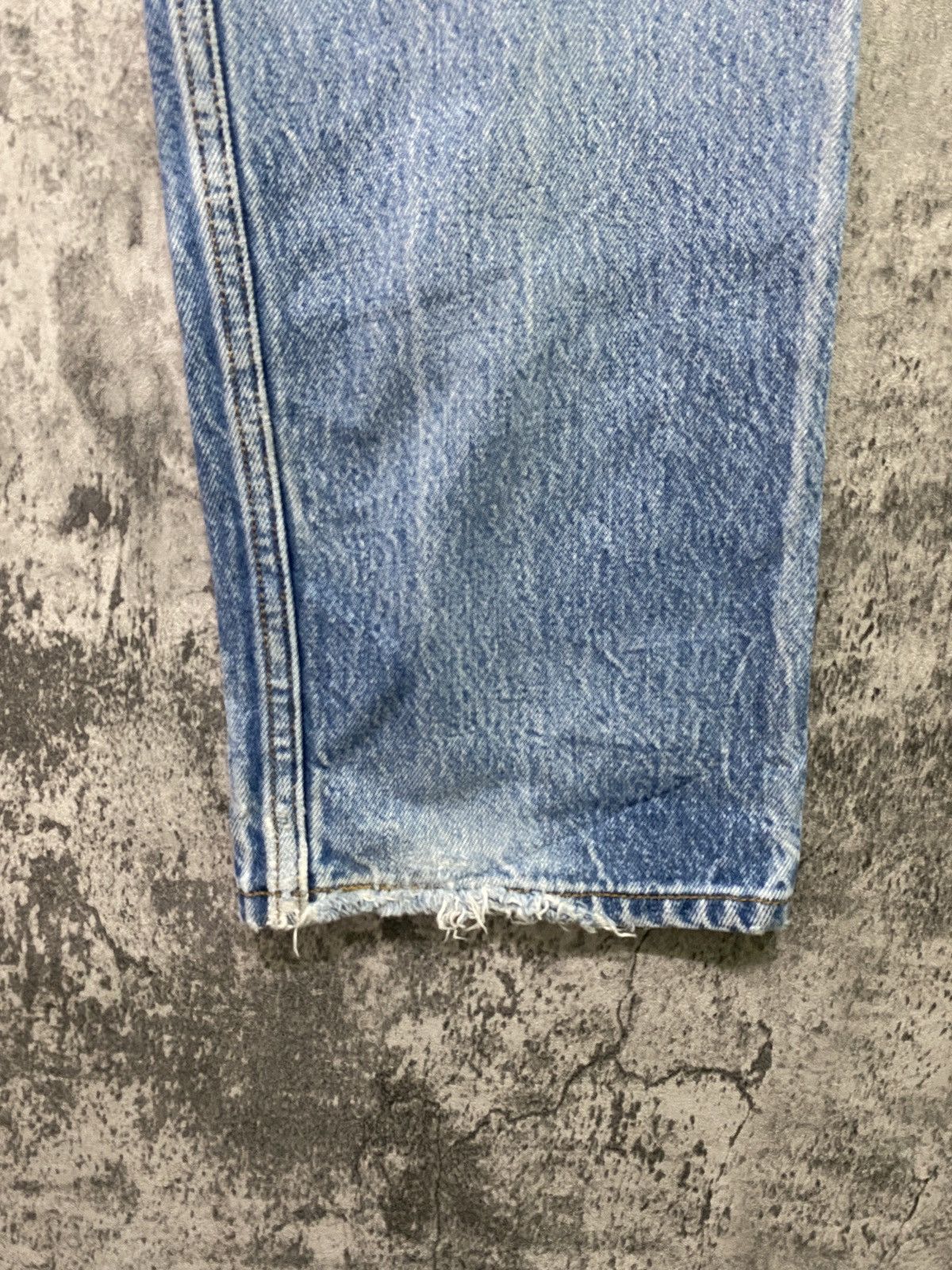 Disney × Levi's × Vintage Vintage LEVIS 501 Distressed Ripped Denim -L76 Size US 32 / EU 48 - 17 Thumbnail