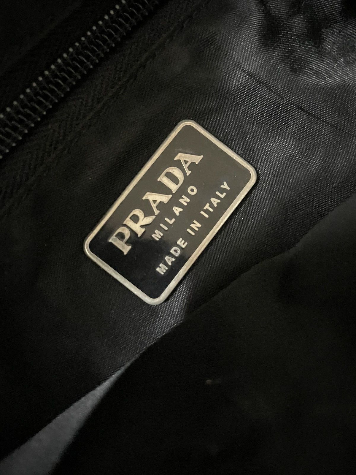 Prada × Vintage 🔥Vintage Prada Nylon Sling Bag🔥 Size ONE SIZE - 6 Thumbnail