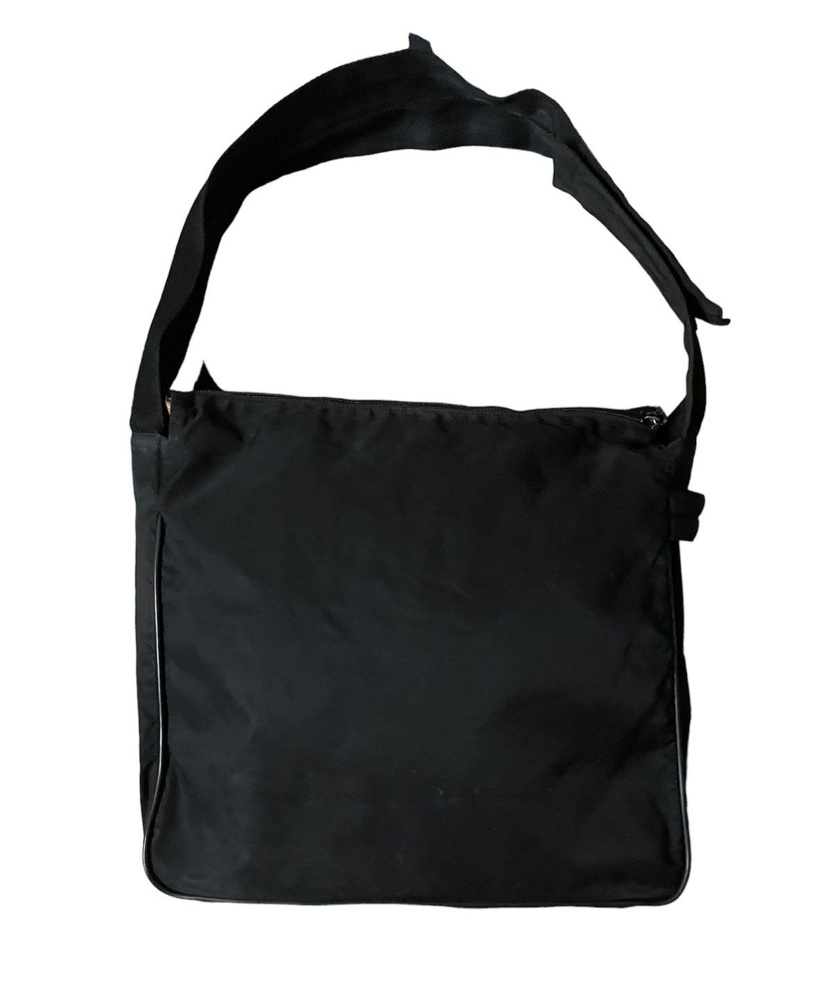 Prada × Vintage 🔥Vintage Prada Nylon Sling Bag🔥 Size ONE SIZE - 3 Thumbnail