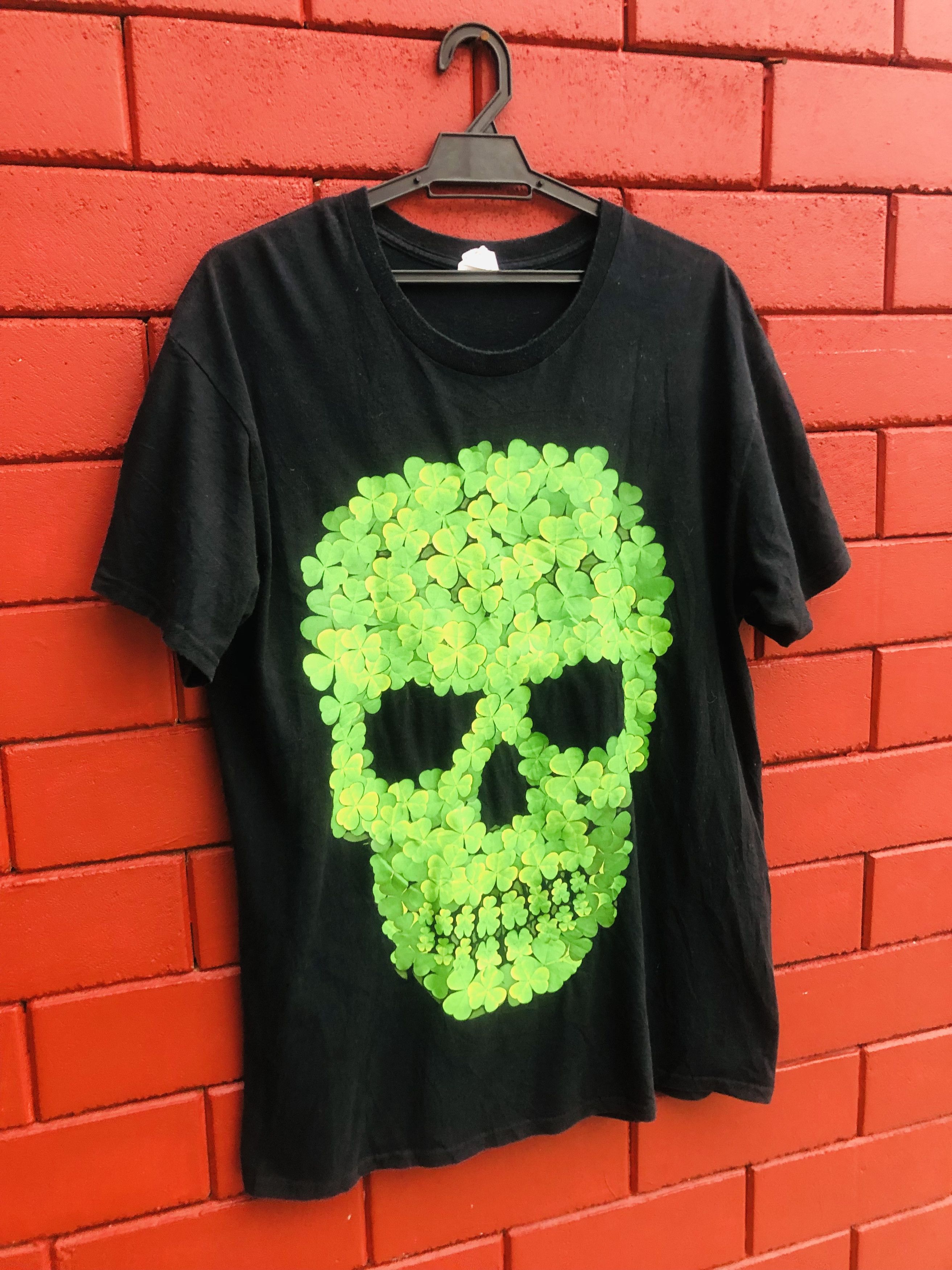 Japanese Brand × Vintage Vintage Floral Skull Designed Fashion Style Shirt Size US L / EU 52-54 / 3 - 4 Thumbnail