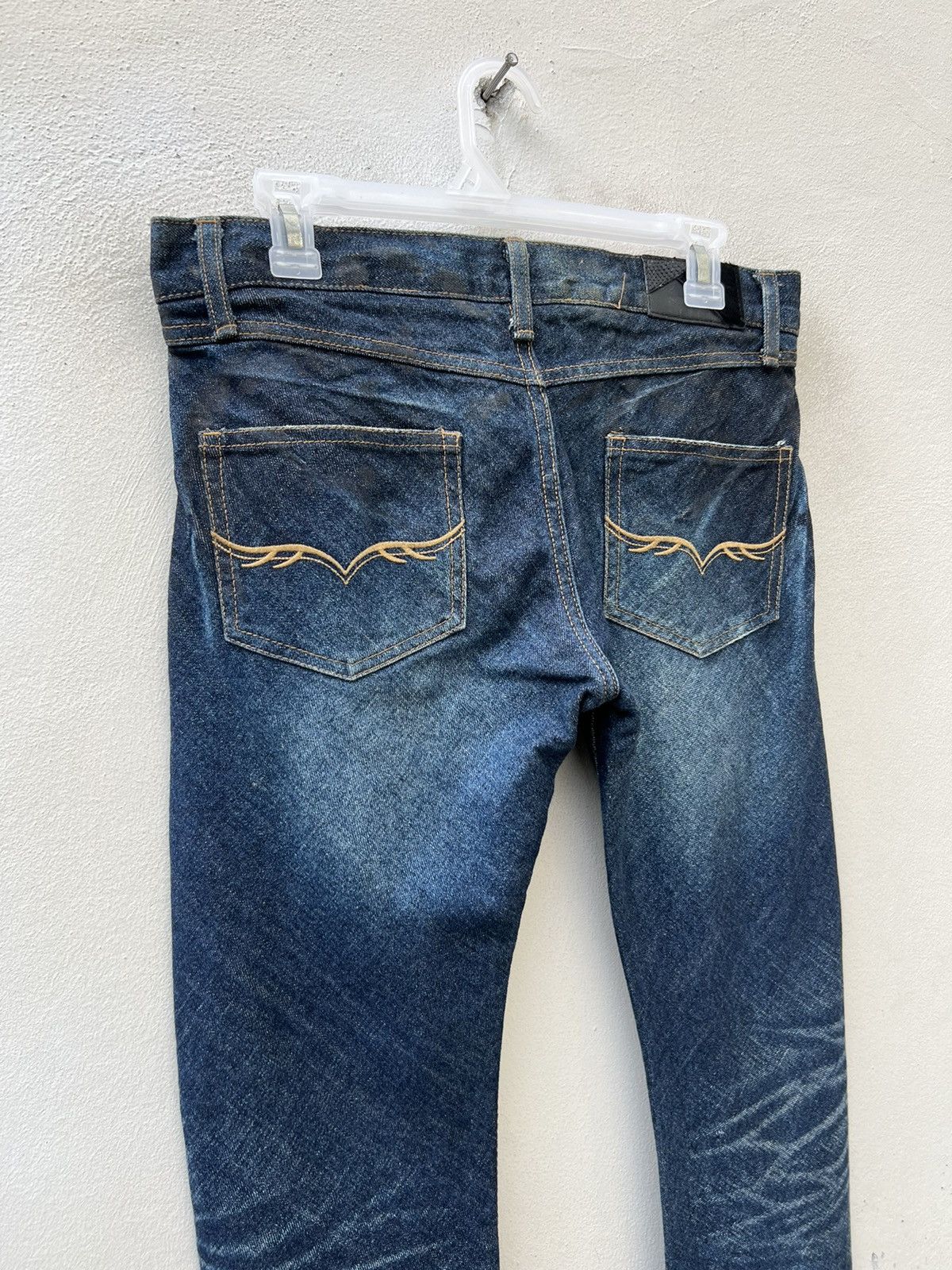 Vintage Vintage FUGA Japan Wax Blue Denim Curve Leg Flare Jeans Size US 29 - 17 Thumbnail