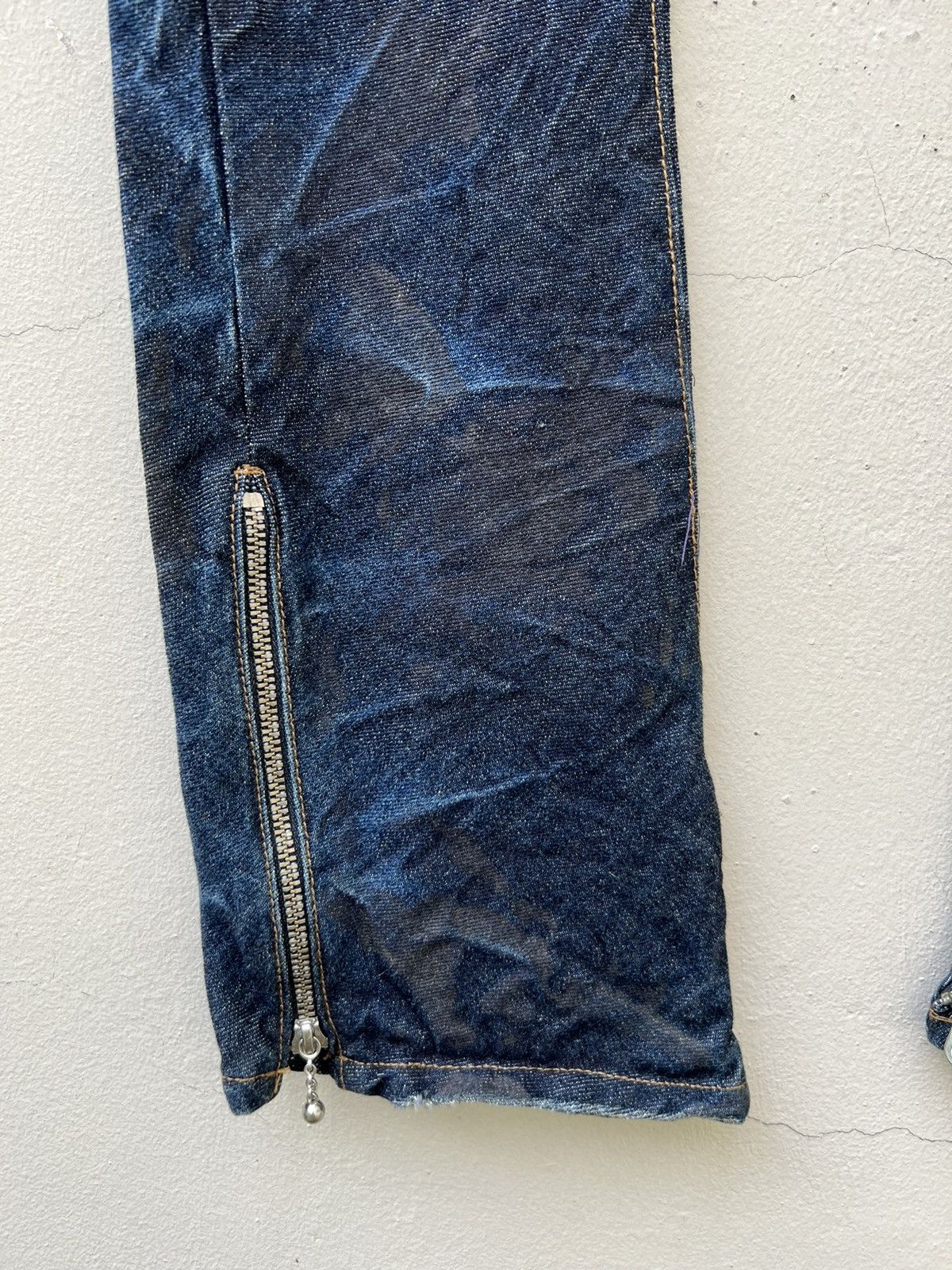 Vintage Vintage FUGA Japan Wax Blue Denim Curve Leg Flare Jeans Size US 29 - 11 Thumbnail