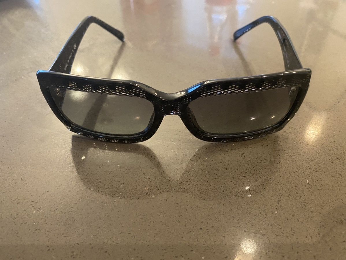 Chanel × Designer VINTAGE 2000’S CHANEL SUNGLASSES Size ONE SIZE - 2 Thumbnail