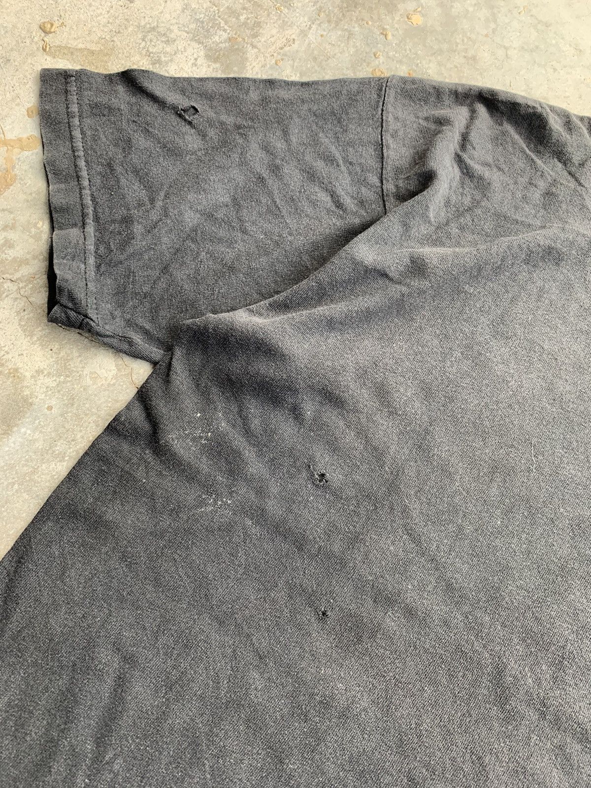 Other Vintage THRASHED Faded Monster Dog Tshirt Size US M / EU 48-50 / 2 - 4 Thumbnail