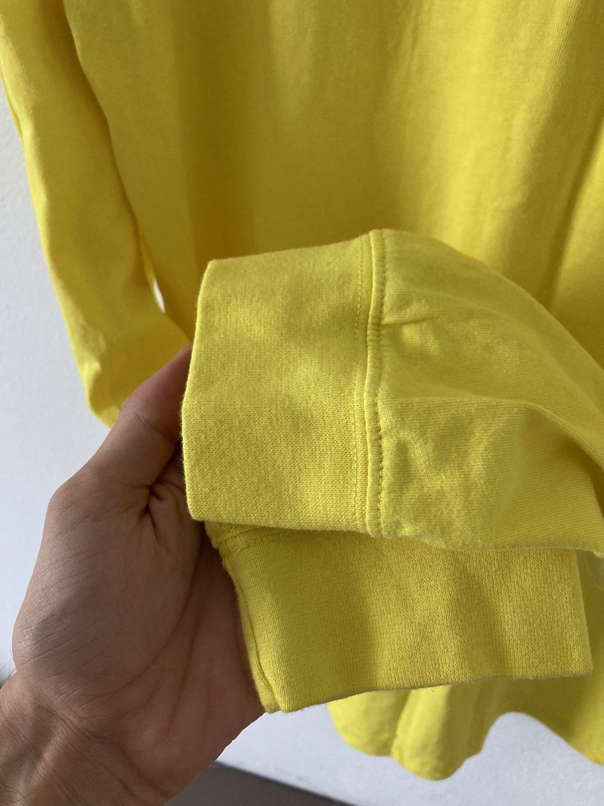 Market CHINATOWN MARKET YELLOW LOGO LONGSLEEVE Size US L / EU 52-54 / 3 - 3 Thumbnail