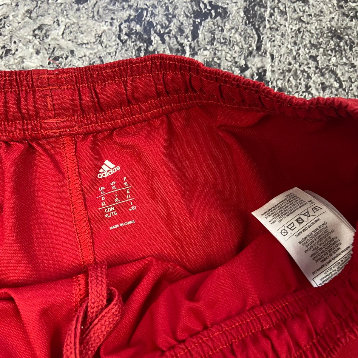 Adidas Man Shorts Adidas Vintage Red White Striped Mini Logo Y2k Size US 40 / EU 56 - 7 Preview