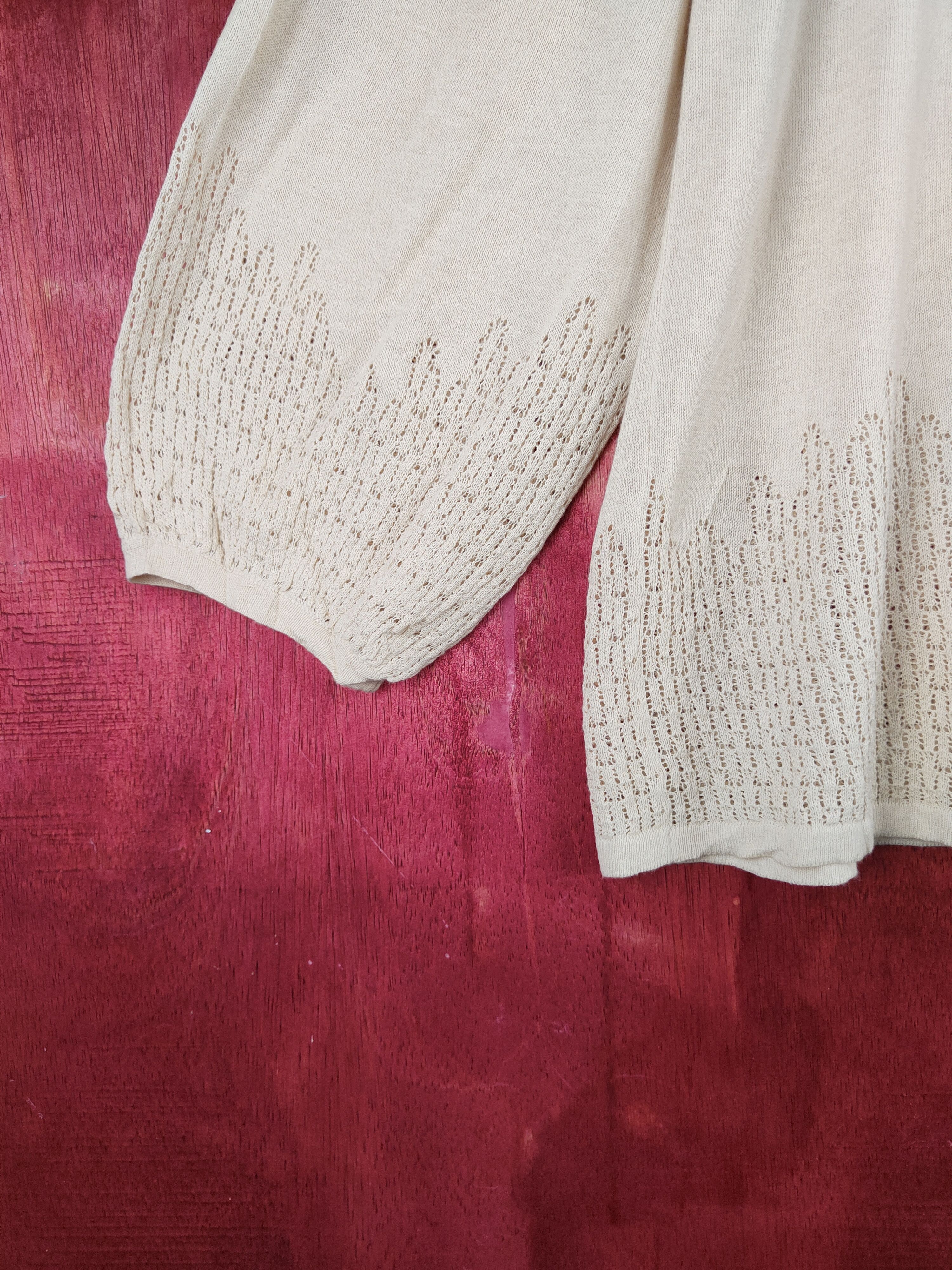 Japanese Brand Hushush crochet Beige Blouses #S885 Size S / US 4 / IT 40 - 4 Thumbnail
