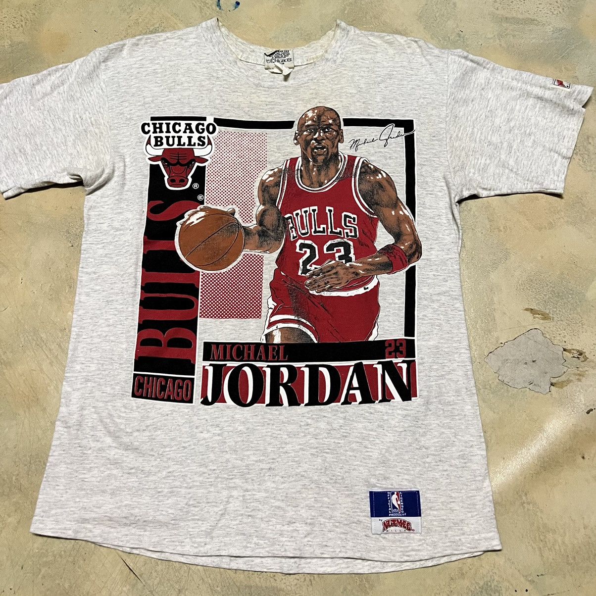 NBA Vintage Chicago Bulls Micheal Jordan T-Shirt Size US L / EU 52-54 / 3 - 5 Thumbnail