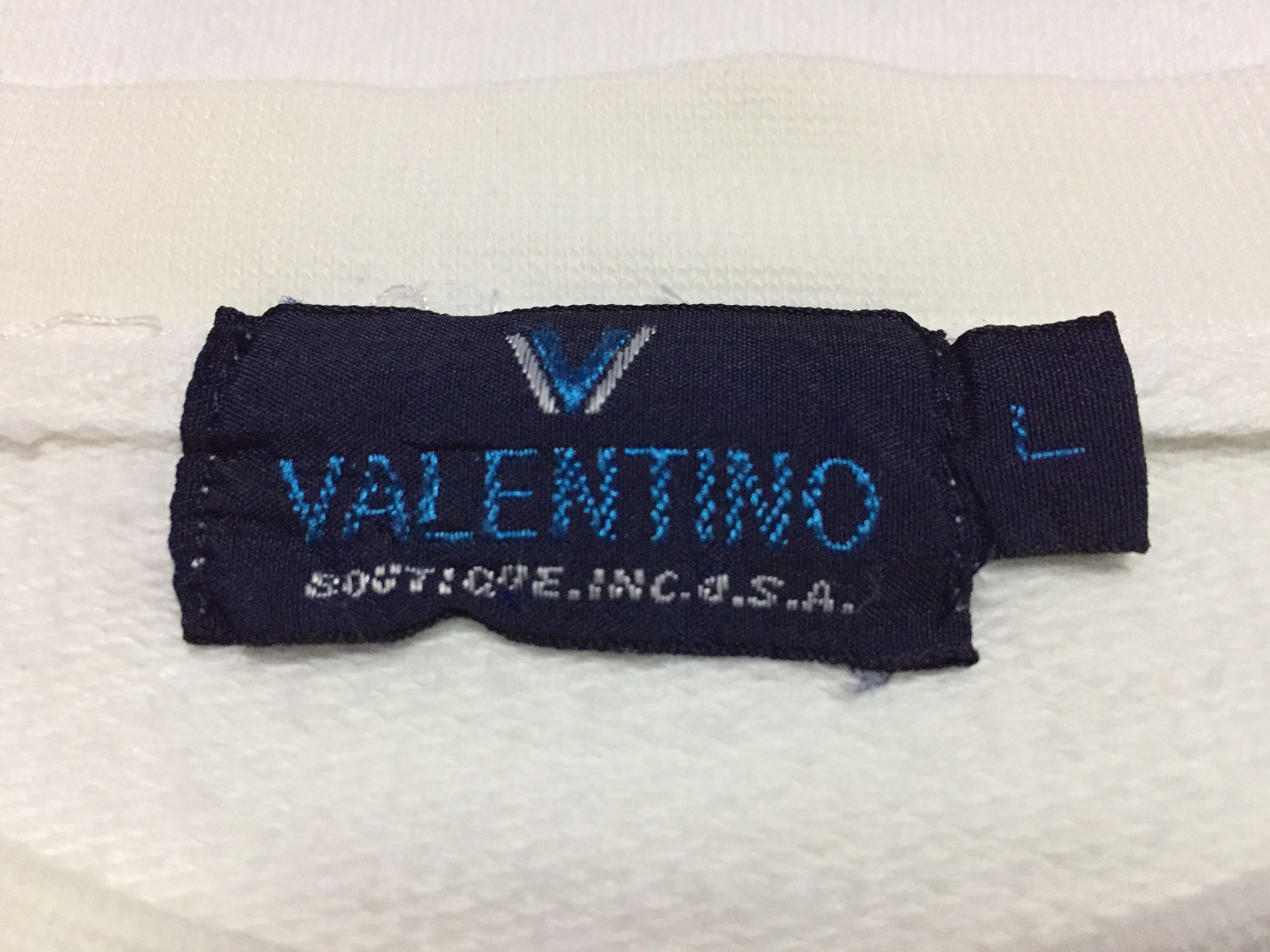 Valentino Vintage 90s Valentino Sweatshirts Size L Size US L / EU 52-54 / 3 - 4 Thumbnail