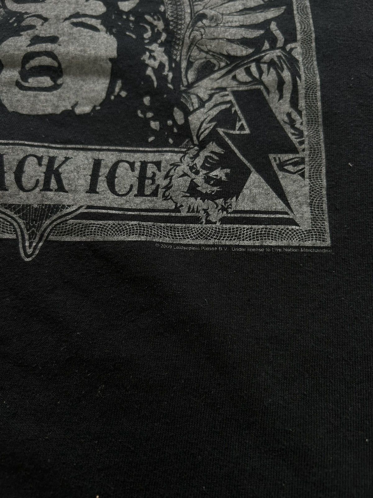AC/DC × Band Tees Vintage AC/DC European Tour “Black Ice” 2009 T-shirt Size US XL / EU 56 / 4 - 5 Thumbnail