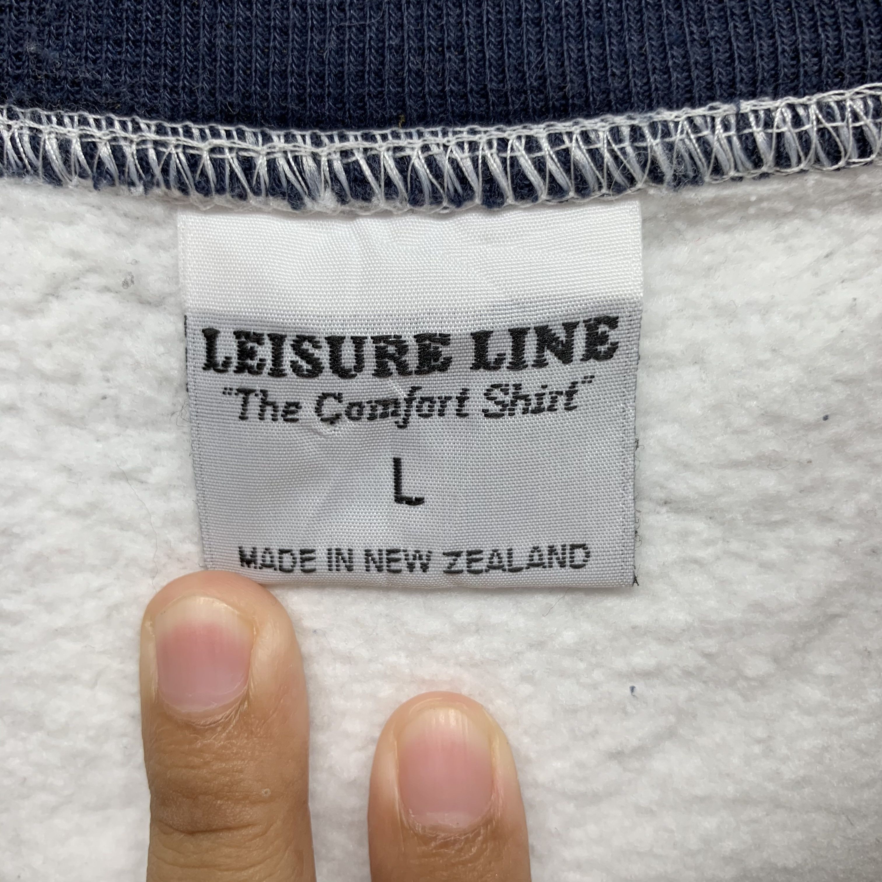 Vacation Milford Sound New Zealand Sweatshirts #3018-74 Size US M / EU 48-50 / 2 - 6 Thumbnail
