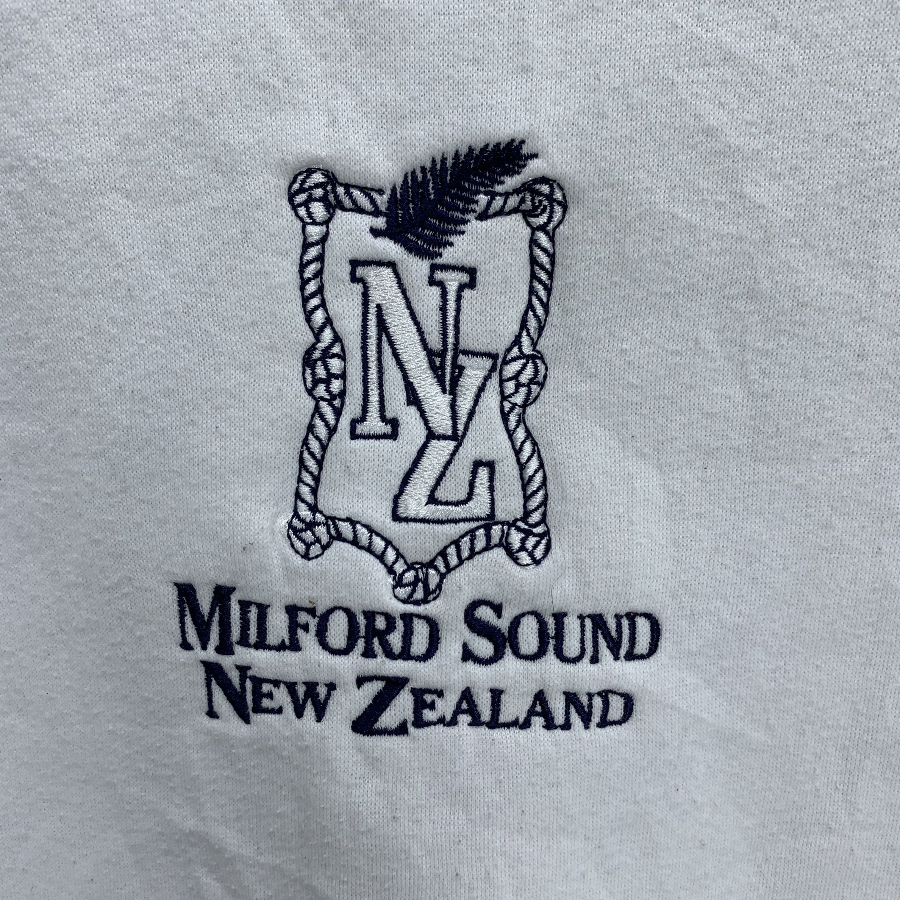 Vacation Milford Sound New Zealand Sweatshirts #3018-74 Size US M / EU 48-50 / 2 - 3 Thumbnail