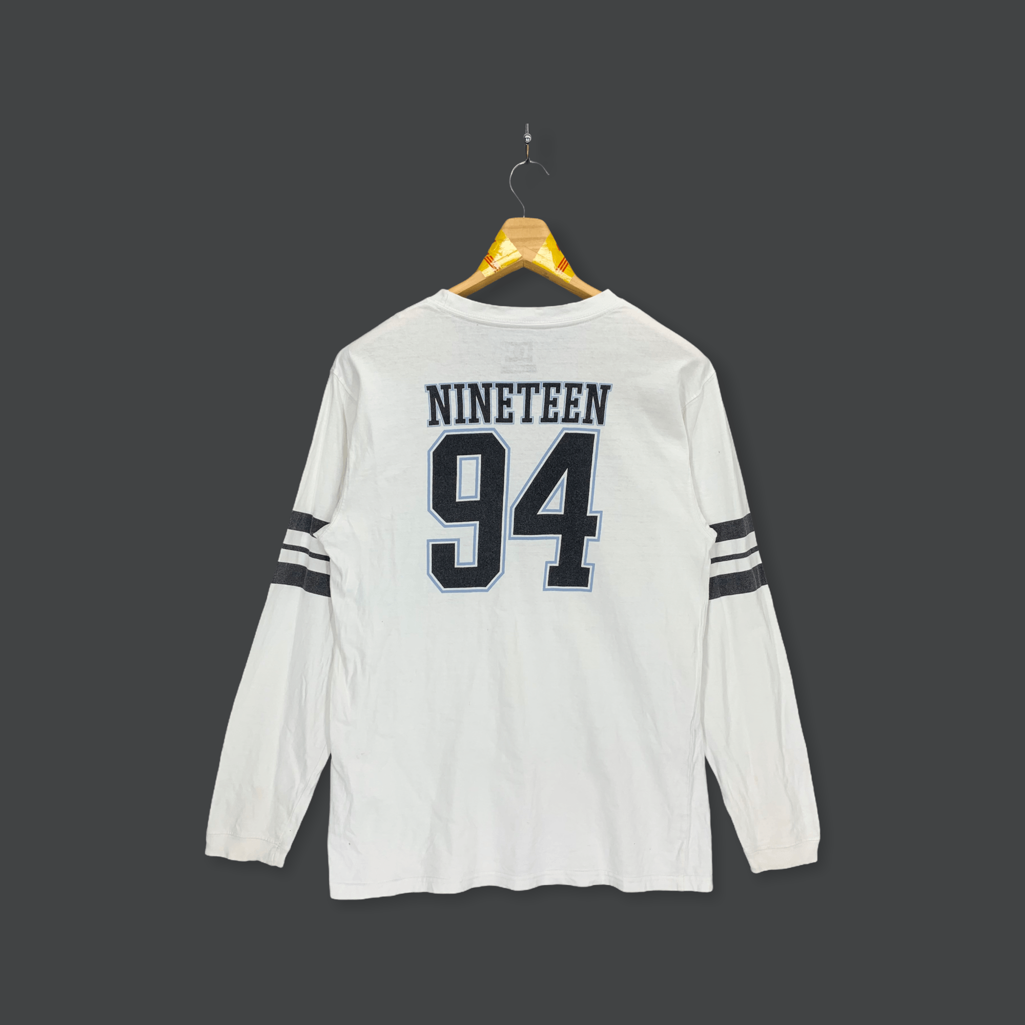 DC DC Shoes 94 Big Logo Long Sleeve T Shirt #3022-74 Size US M / EU 48-50 / 2 - 7 Thumbnail