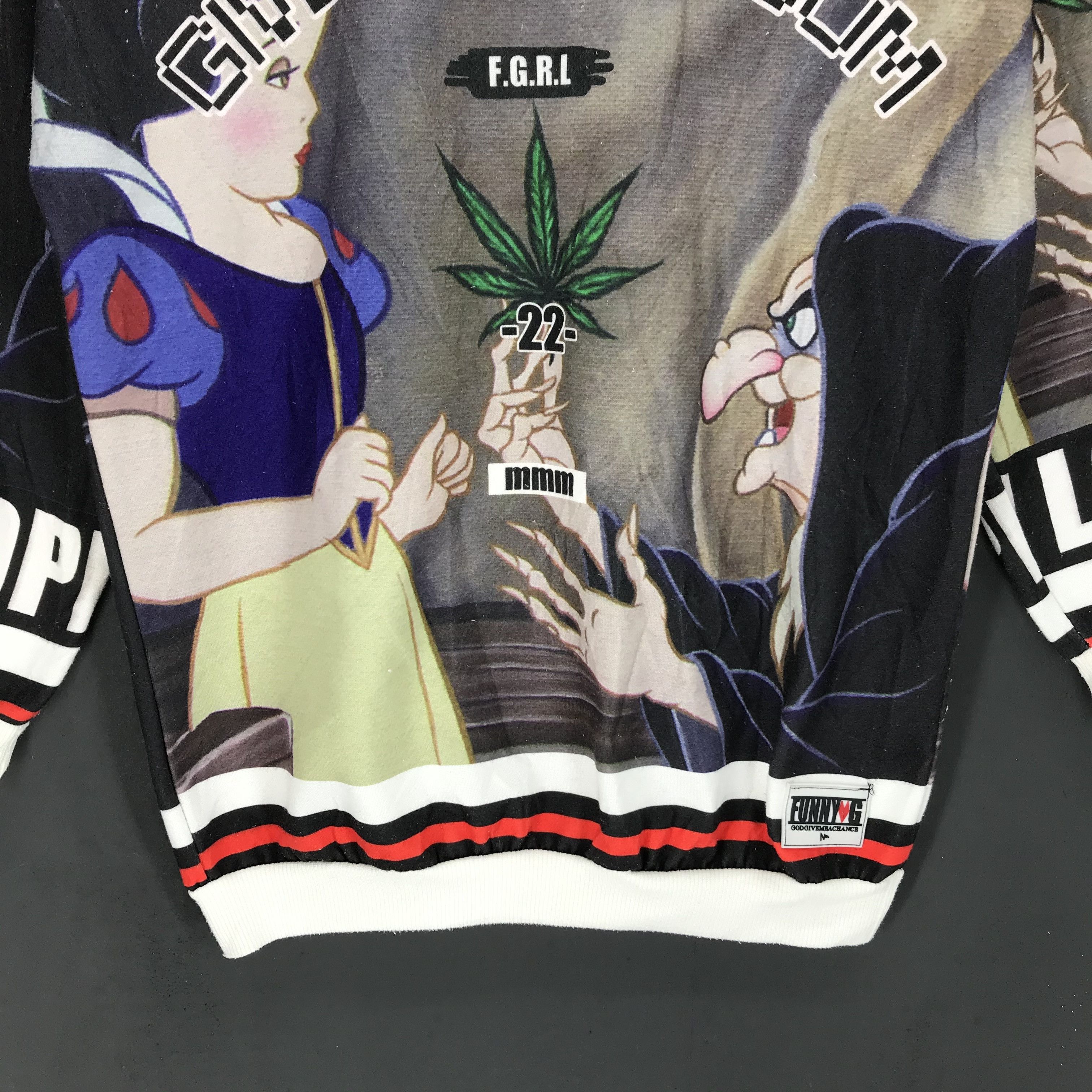 Cartoon Network Snow White Fullprint Polyester Sweatshirts #1847-73 Size US S / EU 44-46 / 1 - 4 Thumbnail
