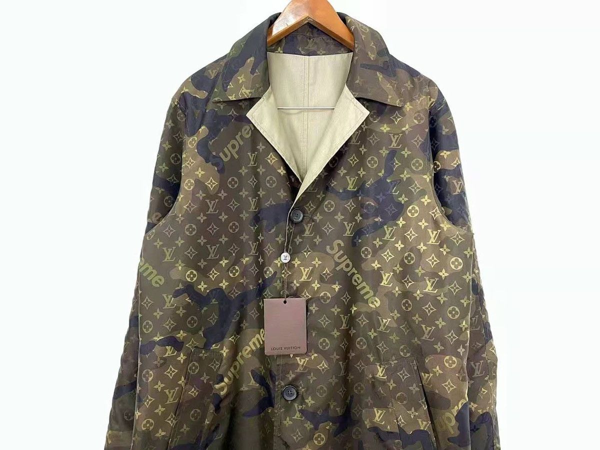 Louis Vuitton × Supreme Reversible trench coat size 50 Size US M / EU 48-50 / 2 - 2 Thumbnail