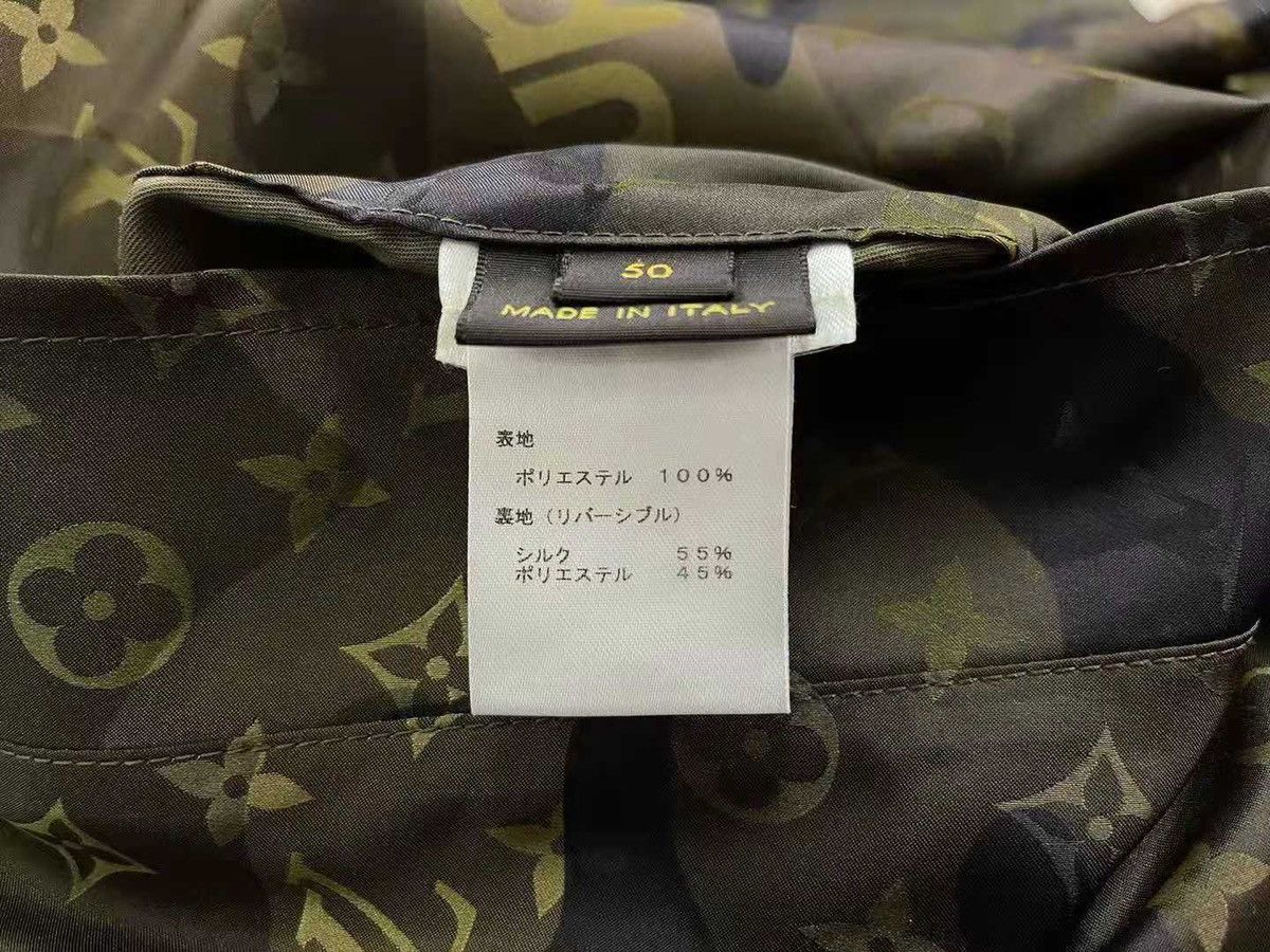 Louis Vuitton × Supreme Reversible trench coat size 50 Size US M / EU 48-50 / 2 - 4 Thumbnail