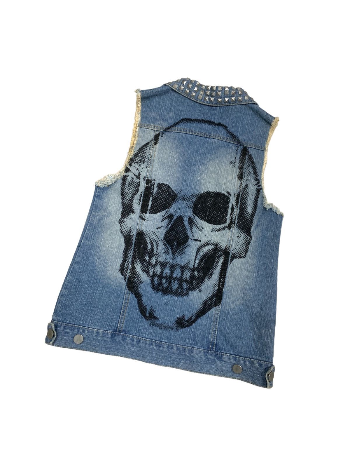Japanese Brand GLAD NEWS STUDDED SKULL BIG PRINT SLEVELESS DENIM JACKET Size US S / EU 44-46 / 1 - 1 Thumbnail