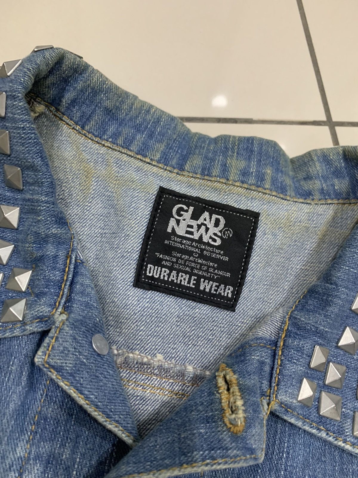 Japanese Brand GLAD NEWS STUDDED SKULL BIG PRINT SLEVELESS DENIM JACKET Size US S / EU 44-46 / 1 - 5 Thumbnail