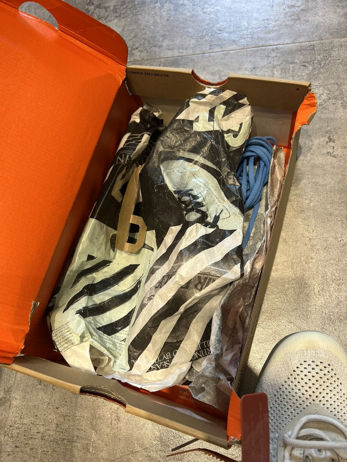 Nike × Off-White OFF-WHITE x Air VaporMax Part 2 2018 Size US 7 / EU 40 - 14 Thumbnail