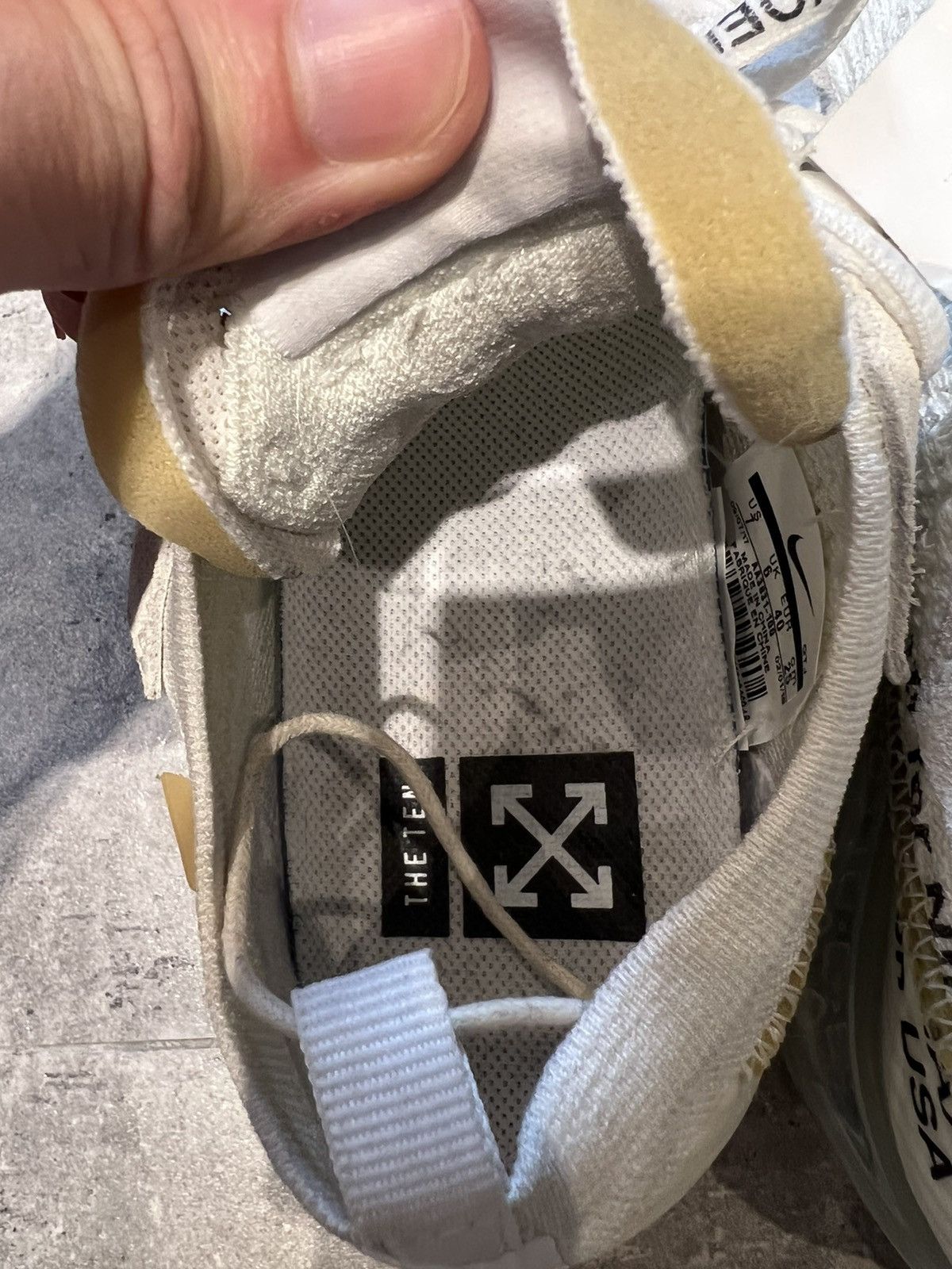 Nike × Off-White OFF-WHITE x Air VaporMax Part 2 2018 Size US 7 / EU 40 - 6 Thumbnail