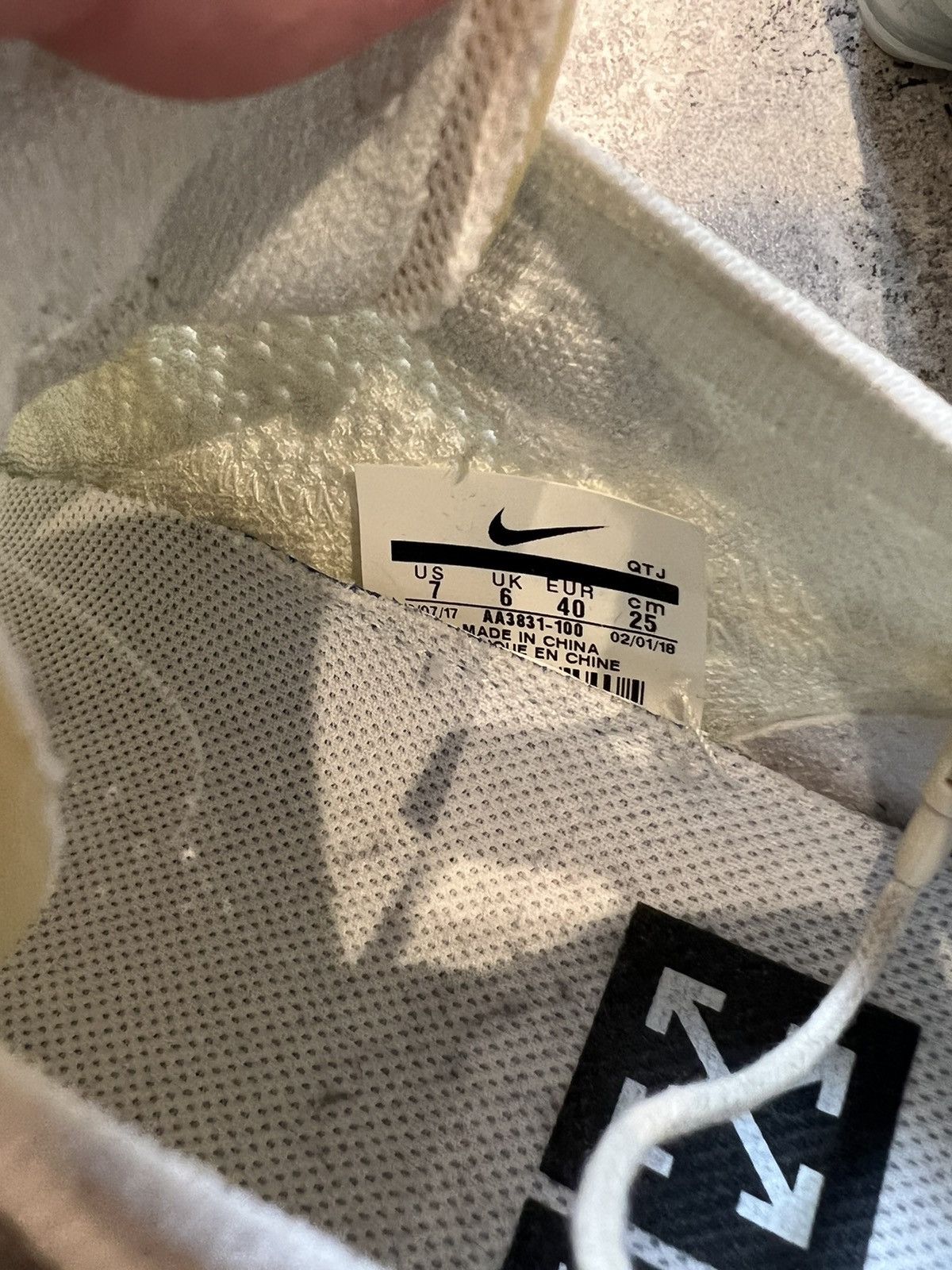 Nike × Off-White OFF-WHITE x Air VaporMax Part 2 2018 Size US 7 / EU 40 - 8 Thumbnail