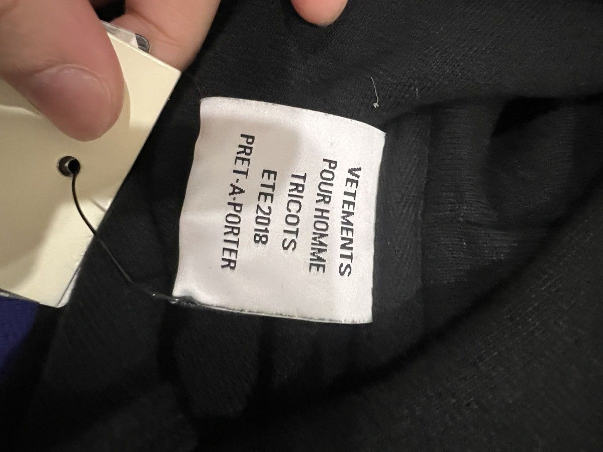 Vetements Zurich coming soon titanic Antwerpen reconstructed hoodie Size US M / EU 48-50 / 2 - 4 Thumbnail