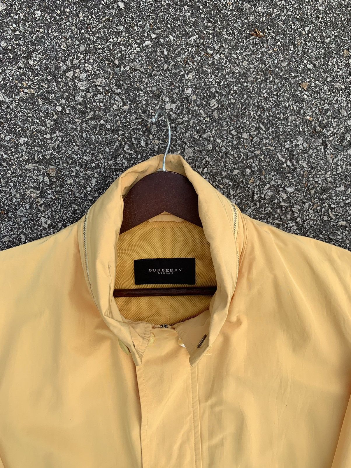 Burberry 🔥BURBERRY LONDON UTILITY YELLOW BOMBER JACKET Size US M / EU 48-50 / 2 - 6 Thumbnail