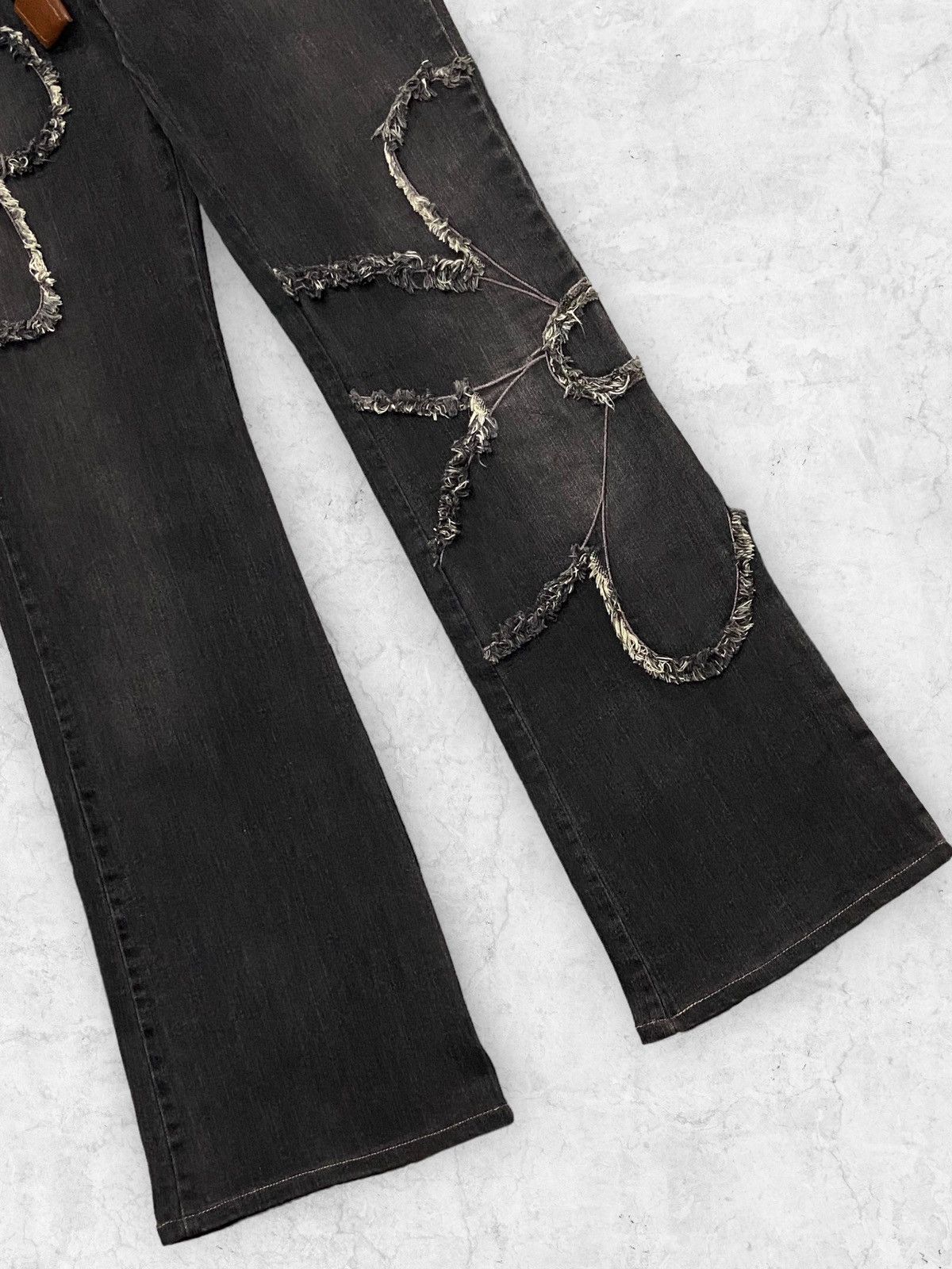 If Six Was Nine × Japanese Brand × Le Grande Bleu (L.G.B.) Vintage Emma James Art Reworked Plait Belt Flare Jeans Size US 31 - 6 Thumbnail