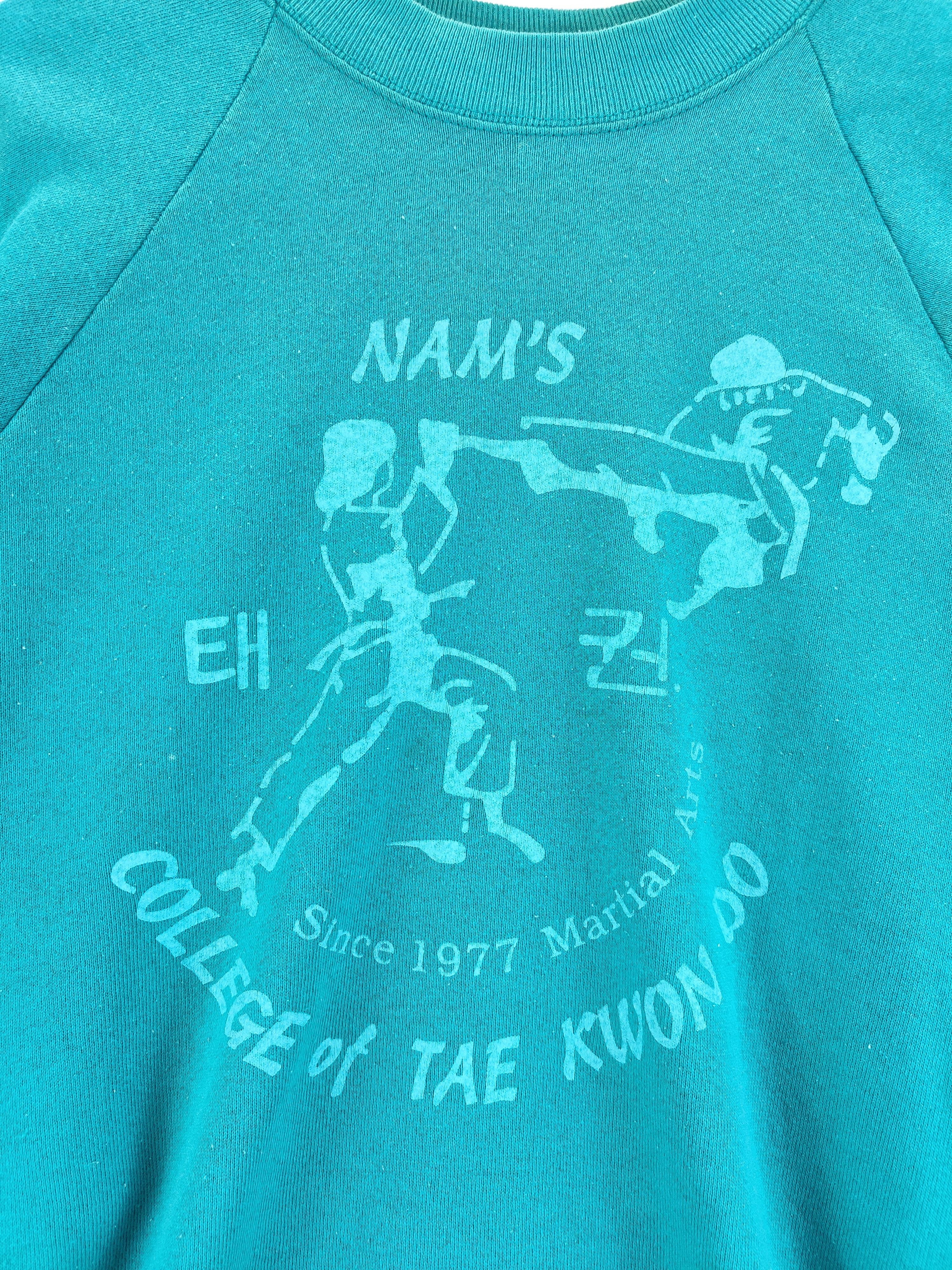 Fruit Of The Loom Vintage 90's Nam's College Of Taekwndo Sweatshirt Size US L / EU 52-54 / 3 - 4 Thumbnail