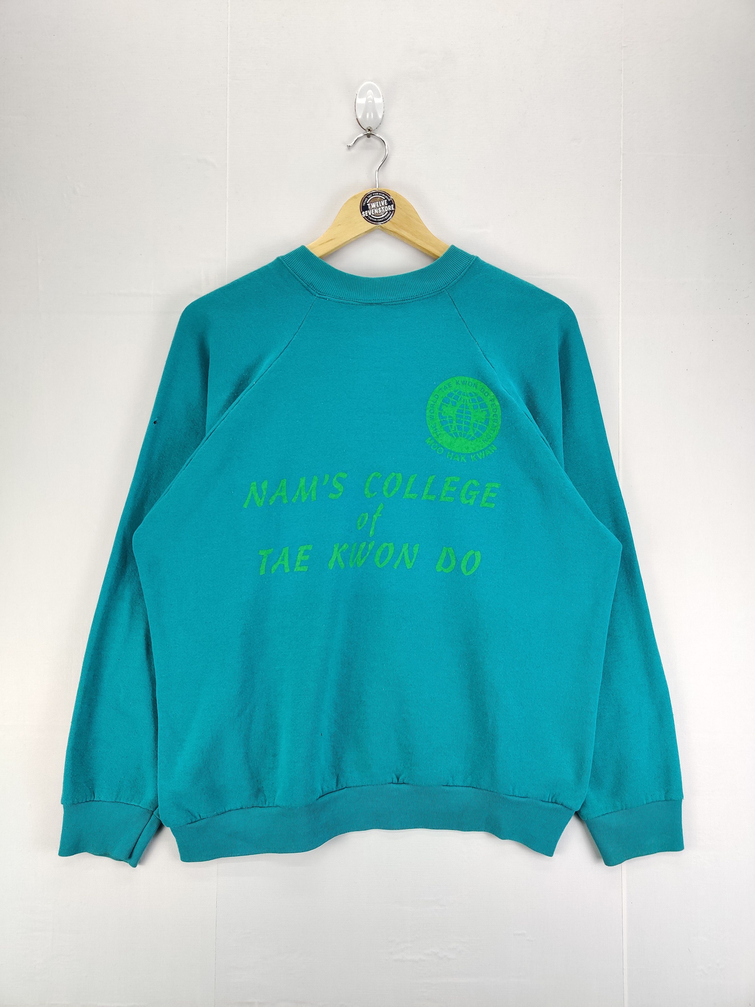 Fruit Of The Loom Vintage 90's Nam's College Of Taekwndo Sweatshirt Size US L / EU 52-54 / 3 - 9 Thumbnail