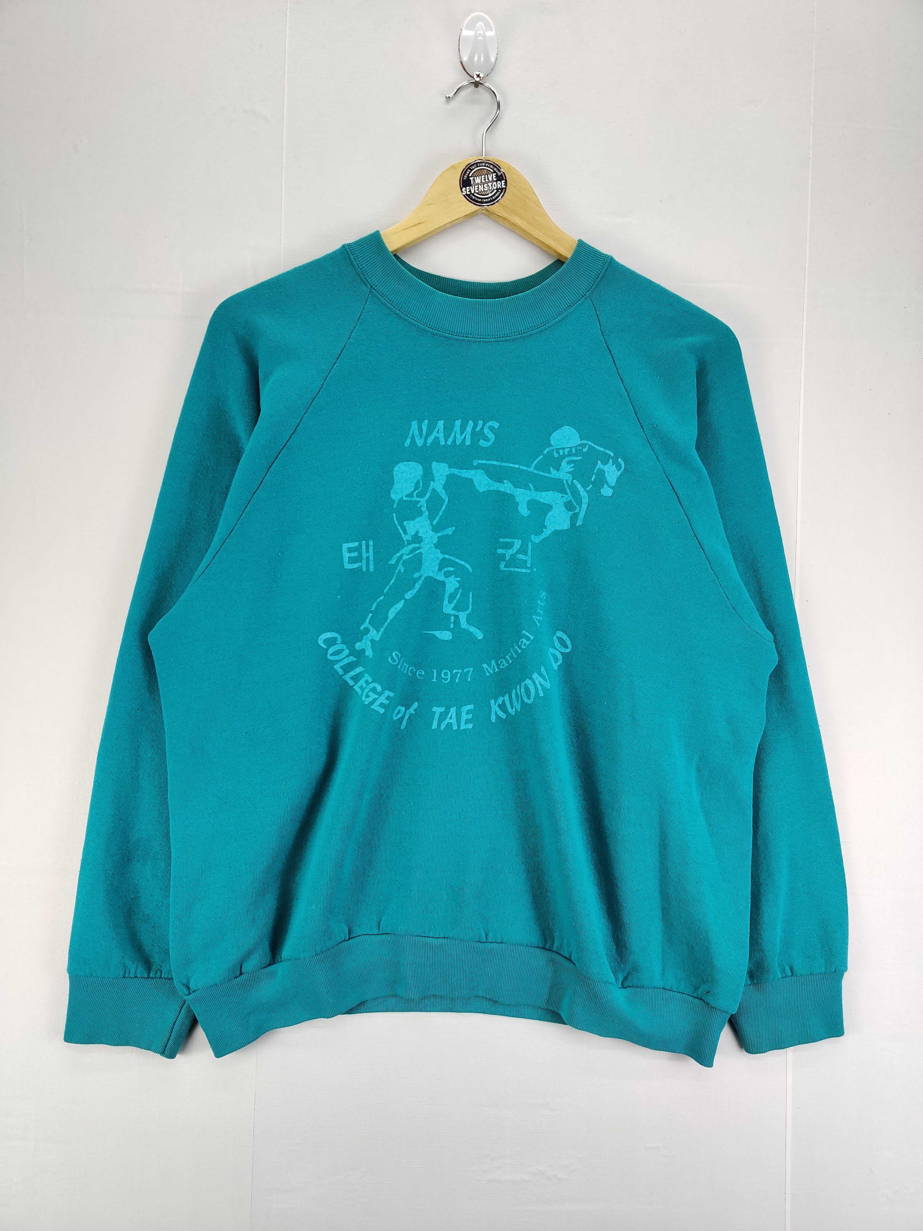 Fruit Of The Loom Vintage 90's Nam's College Of Taekwndo Sweatshirt Size US L / EU 52-54 / 3 - 1 Thumbnail