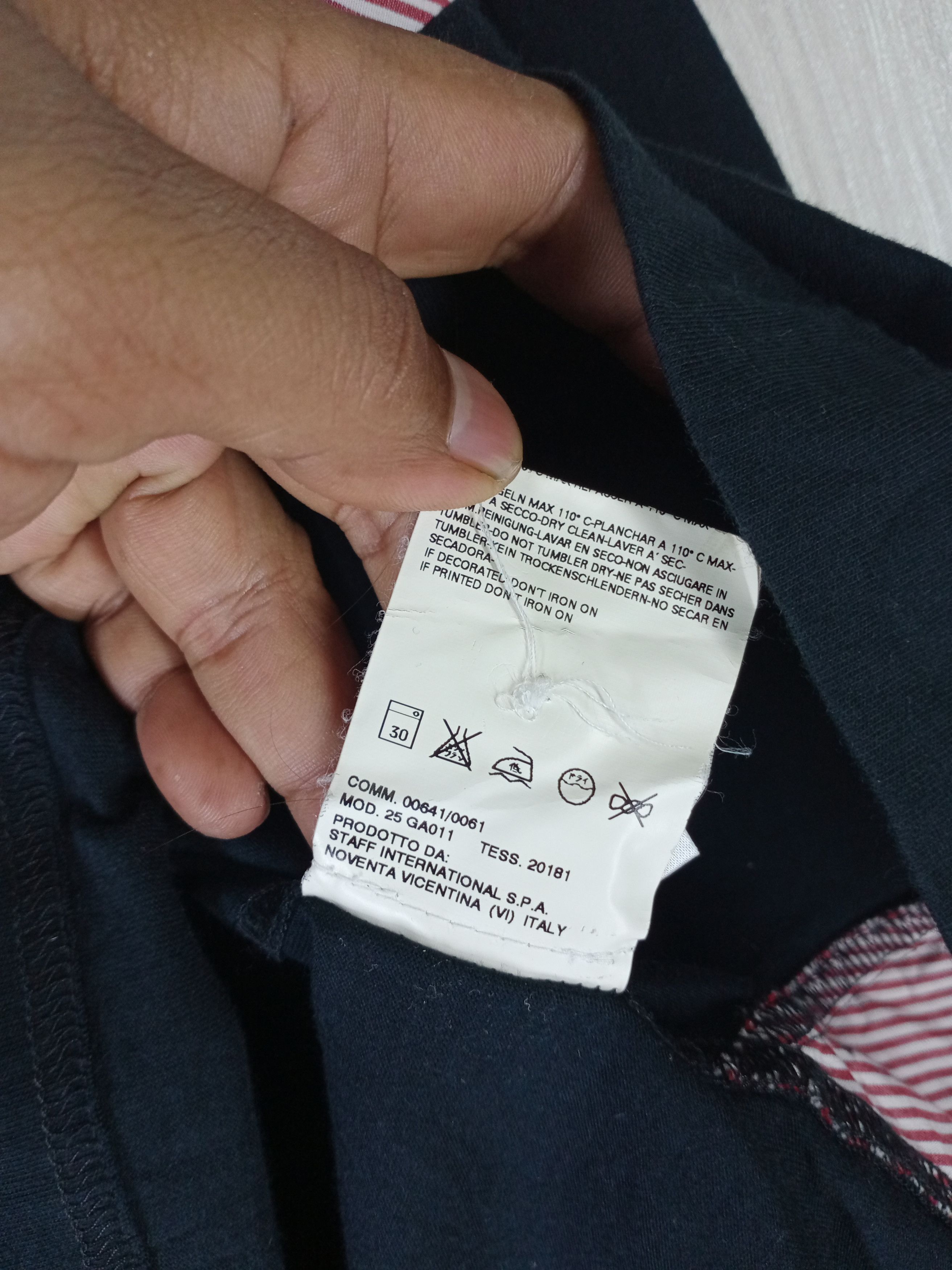 Vivienne Westwood Rare Vivienne Westwood Nice Design Long Sleeve Tshirt Size S / US 4 / IT 40 - 9 Thumbnail