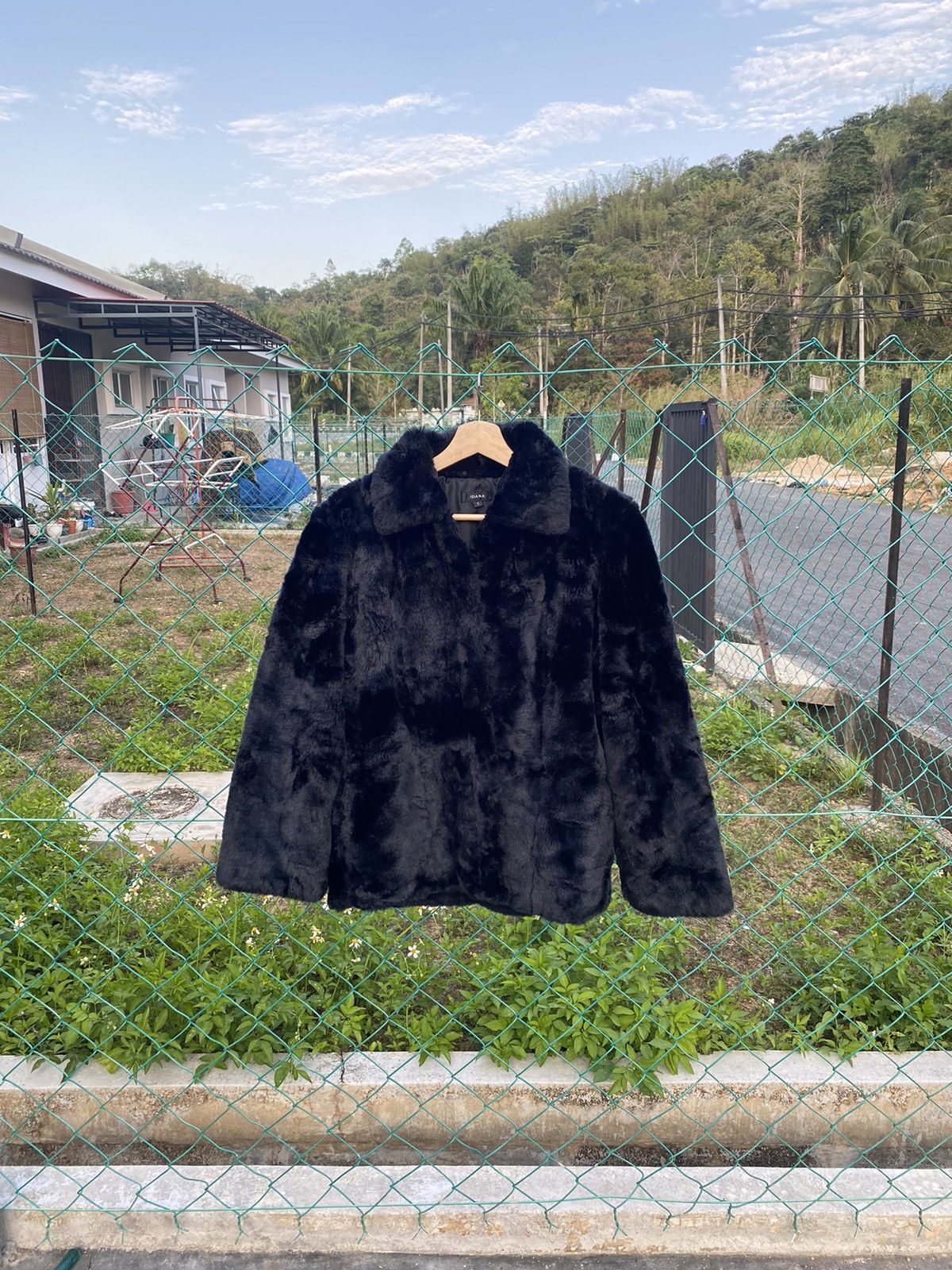 Japanese Brand Vintage IDANA Faux Fur Jacket Size M / US 6-8 / IT 42-44 - 1 Thumbnail