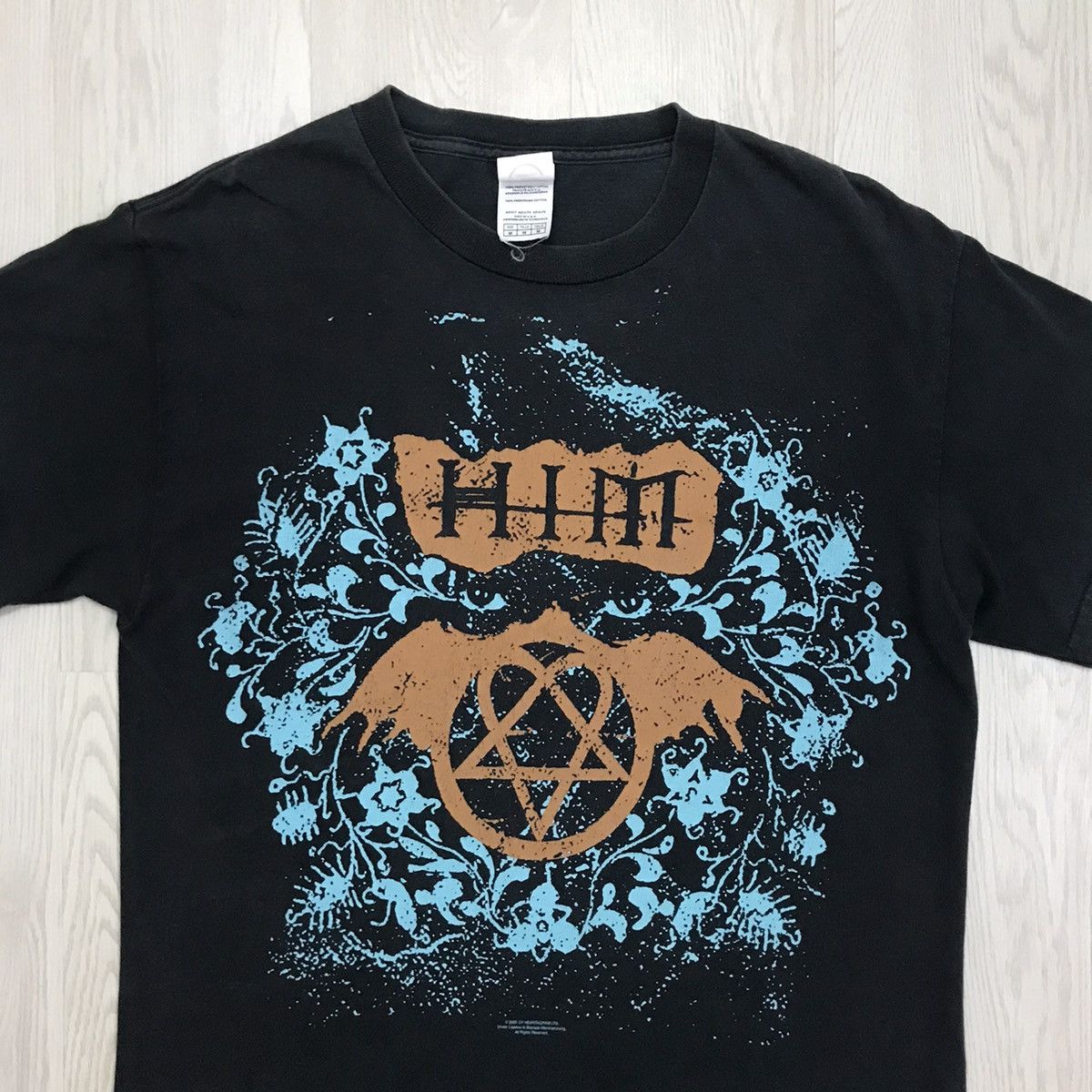 Band Tees × Vintage Vintage Him Band Tee 2006 Heartagram Print Tee Size US M / EU 48-50 / 2 - 3 Thumbnail