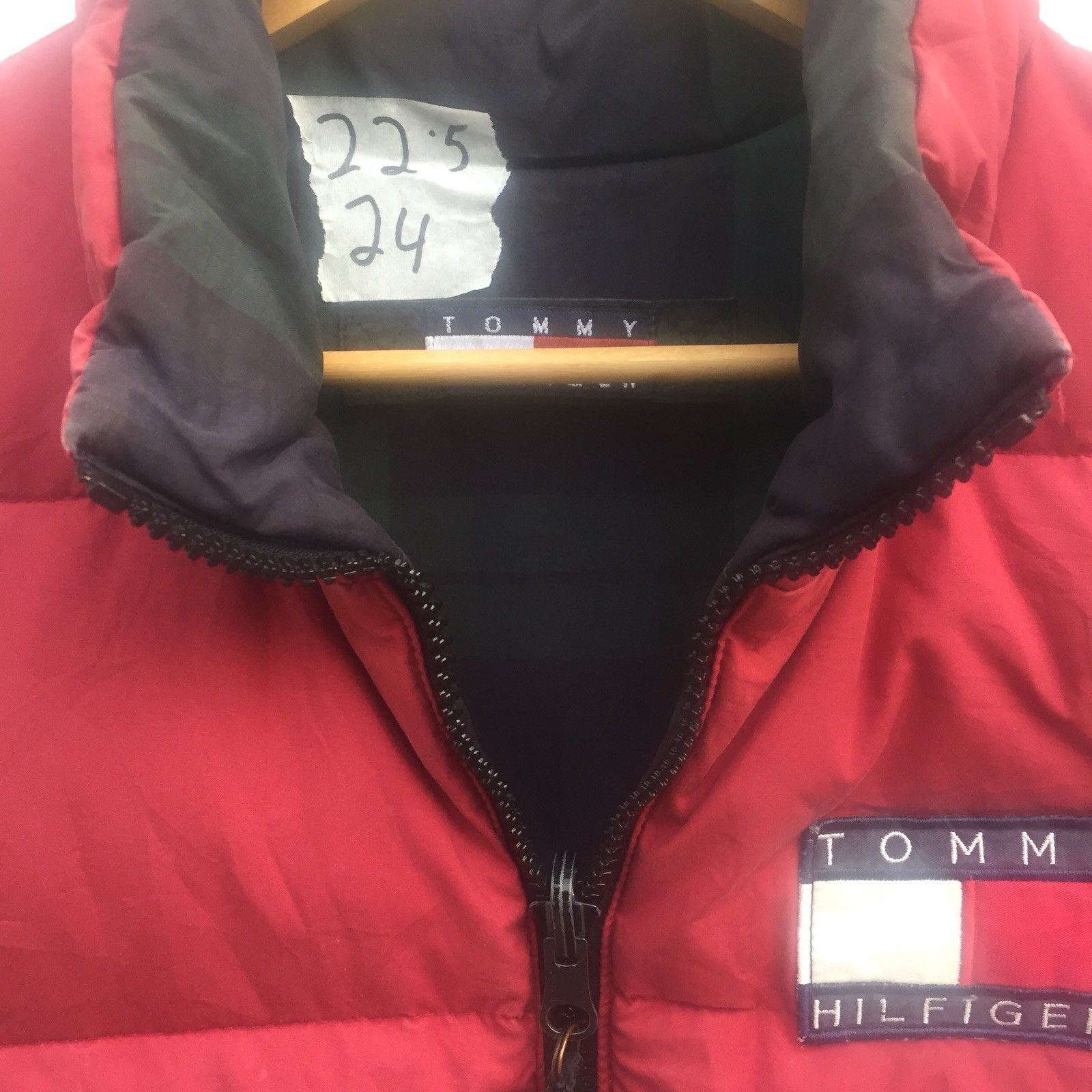 Tommy Hilfiger Vintage 90s Tommy Hilfiger Reversible Puffer Vest Size US M / EU 48-50 / 2 - 6 Thumbnail