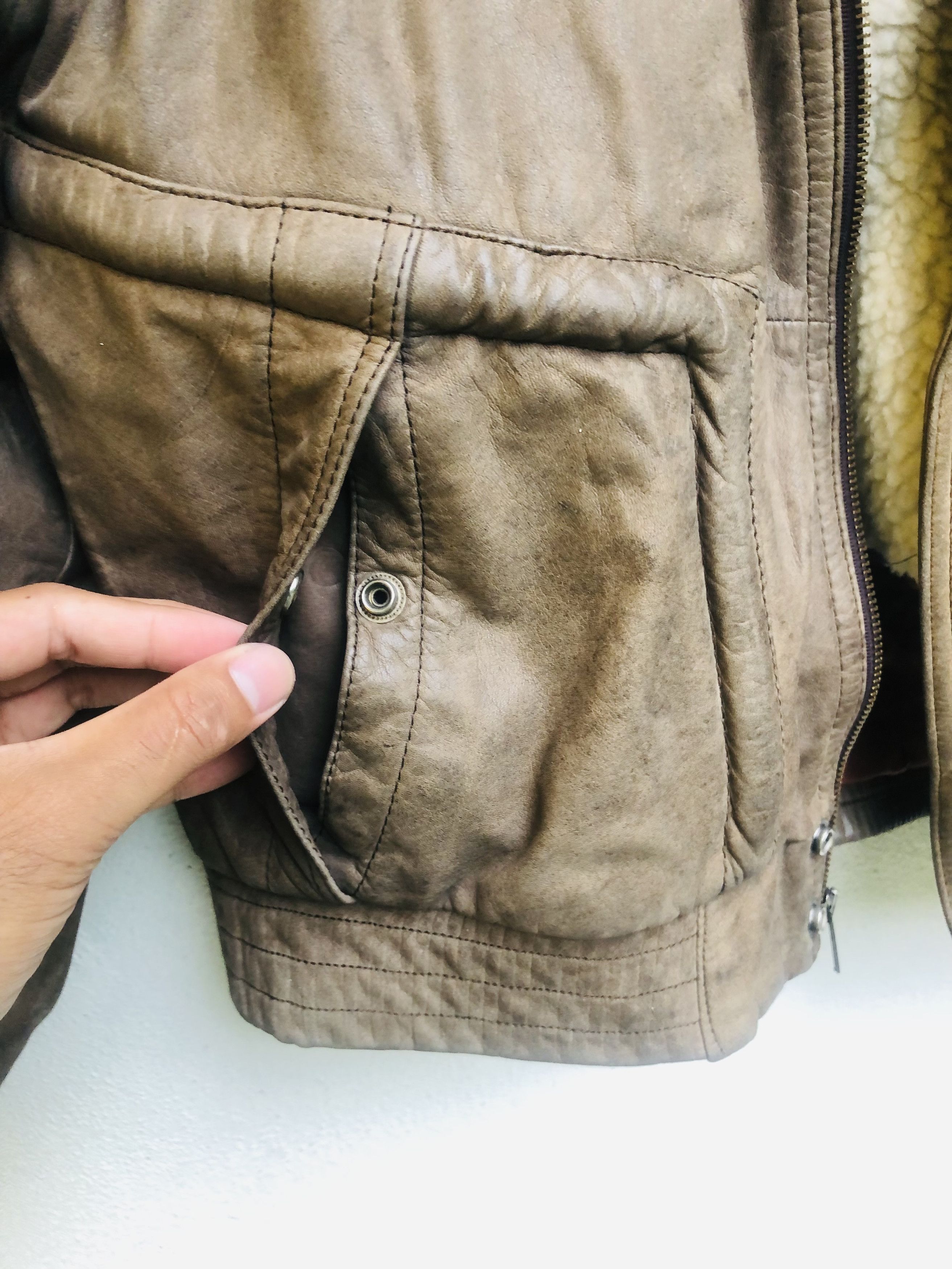 Japanese Brand × Vintage Vintage U2 Wear Me Out Leather Jacket Designed Style Size US L / EU 52-54 / 3 - 5 Thumbnail