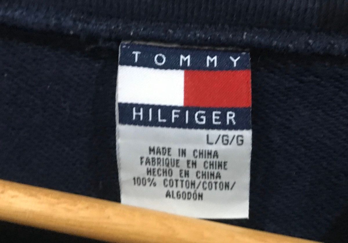 Tommy Hilfiger vintage tommy hilfiger big logo jumper pullover sweatshirt Size US L / EU 52-54 / 3 - 6 Thumbnail